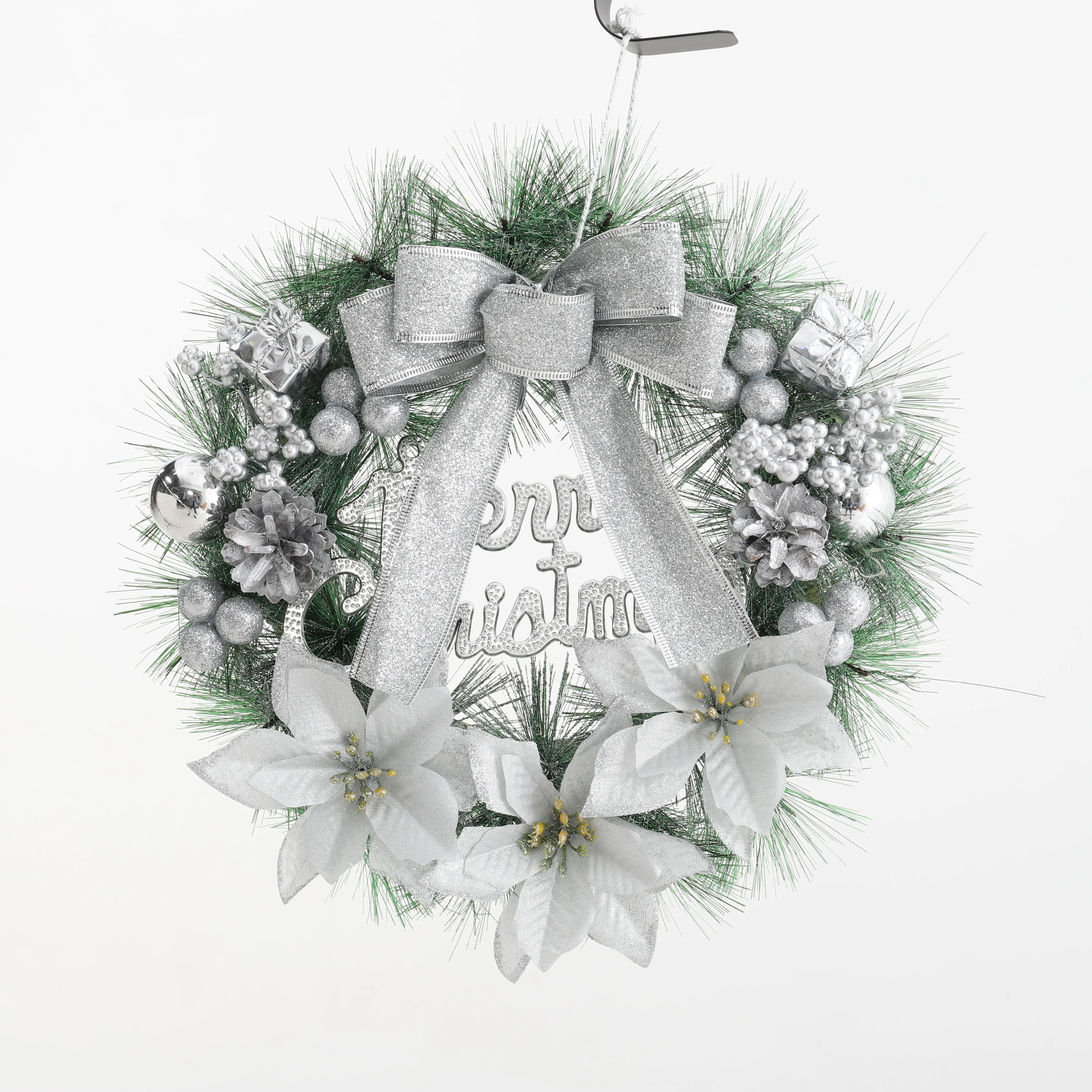 Lifeideas Elegant Christmas Wreath With Mixed Decor - Image 6