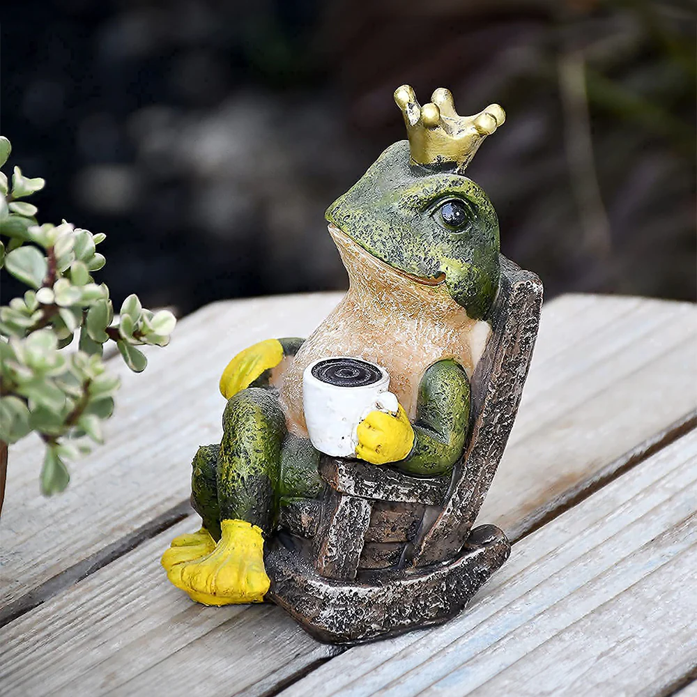 Lifeideas Frog Prince Figurine Resin Tabletop Ornament - Image 2