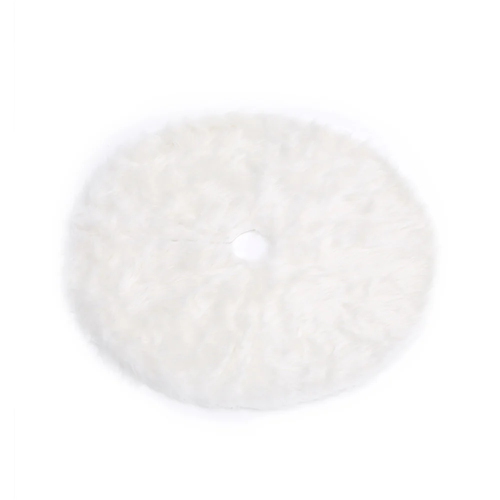 Lifeideas Snow White Plush Tree Skirt for Holiday Decor - Image 4