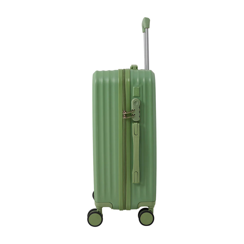 Livingandhome 21inch Suitcase With Combination Lock And USB Charging Port - Image 3