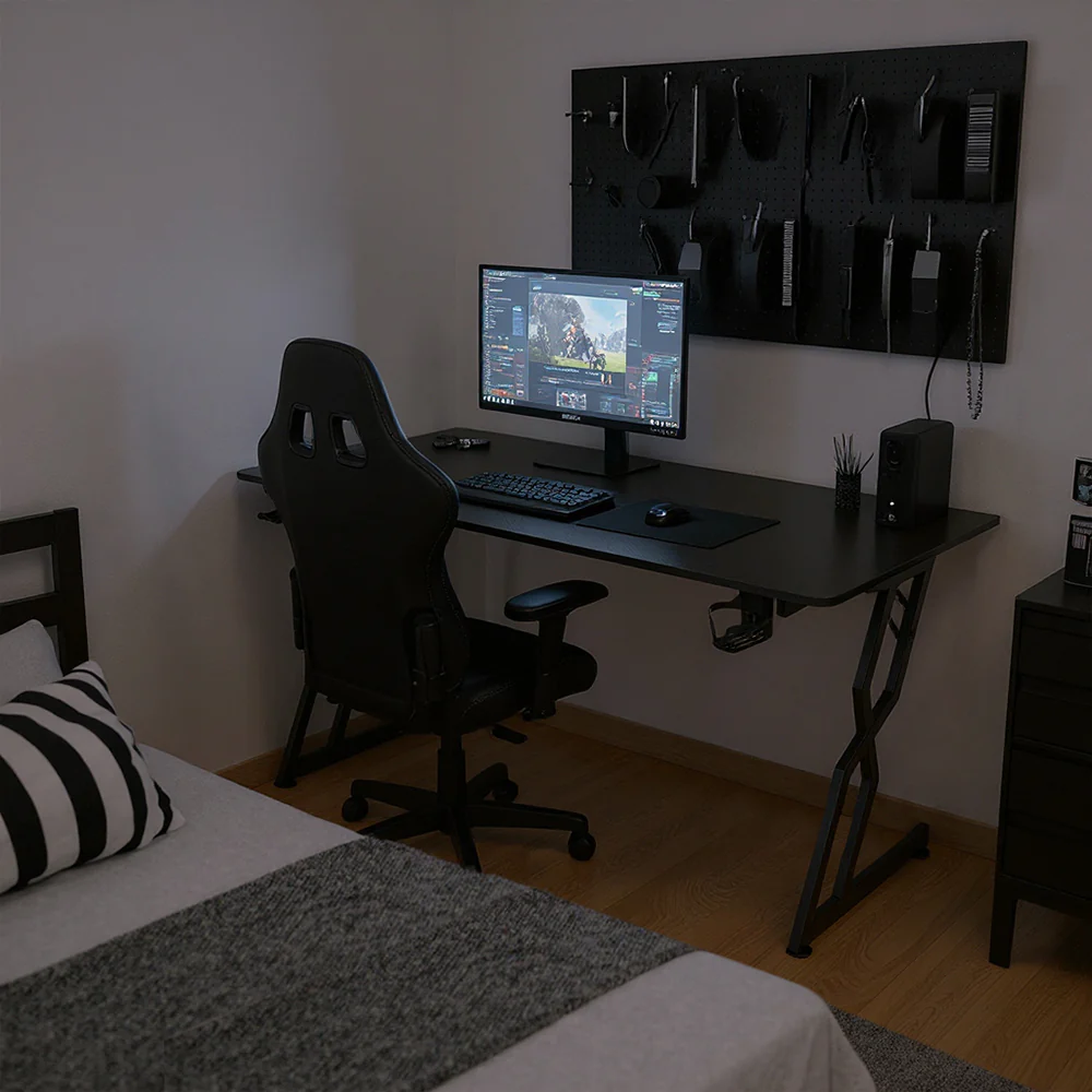 Livingandhome Durable Gaming Table with Cup Holder - Image 2