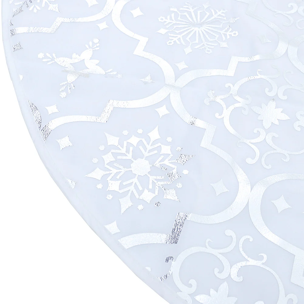 Livingandhome Round Shape Christmas Tree Base Skirt Xmas Ornament With Stocking - Image 6