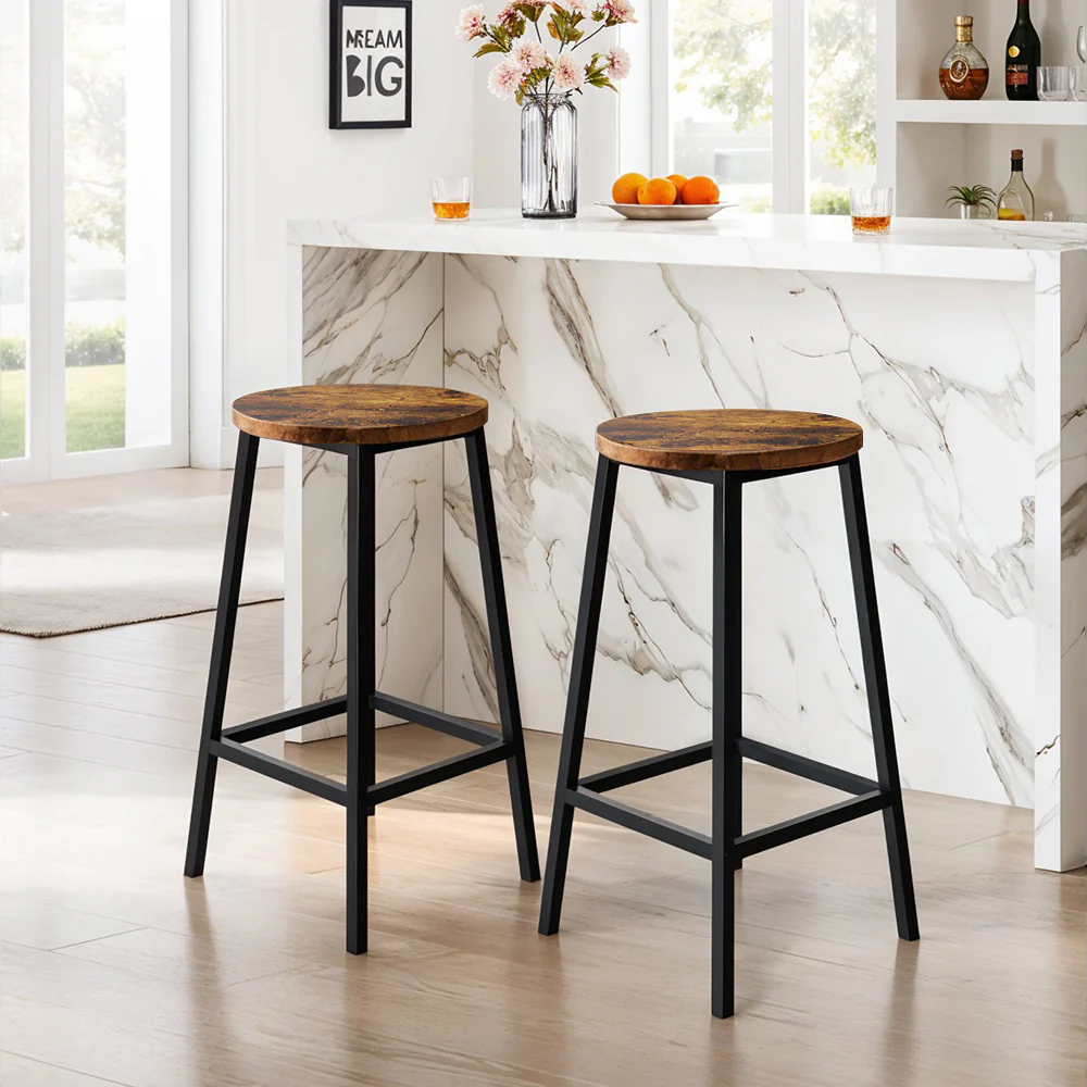 Livingandhome Set of 2 Bar Stools with Footrest - Image 2