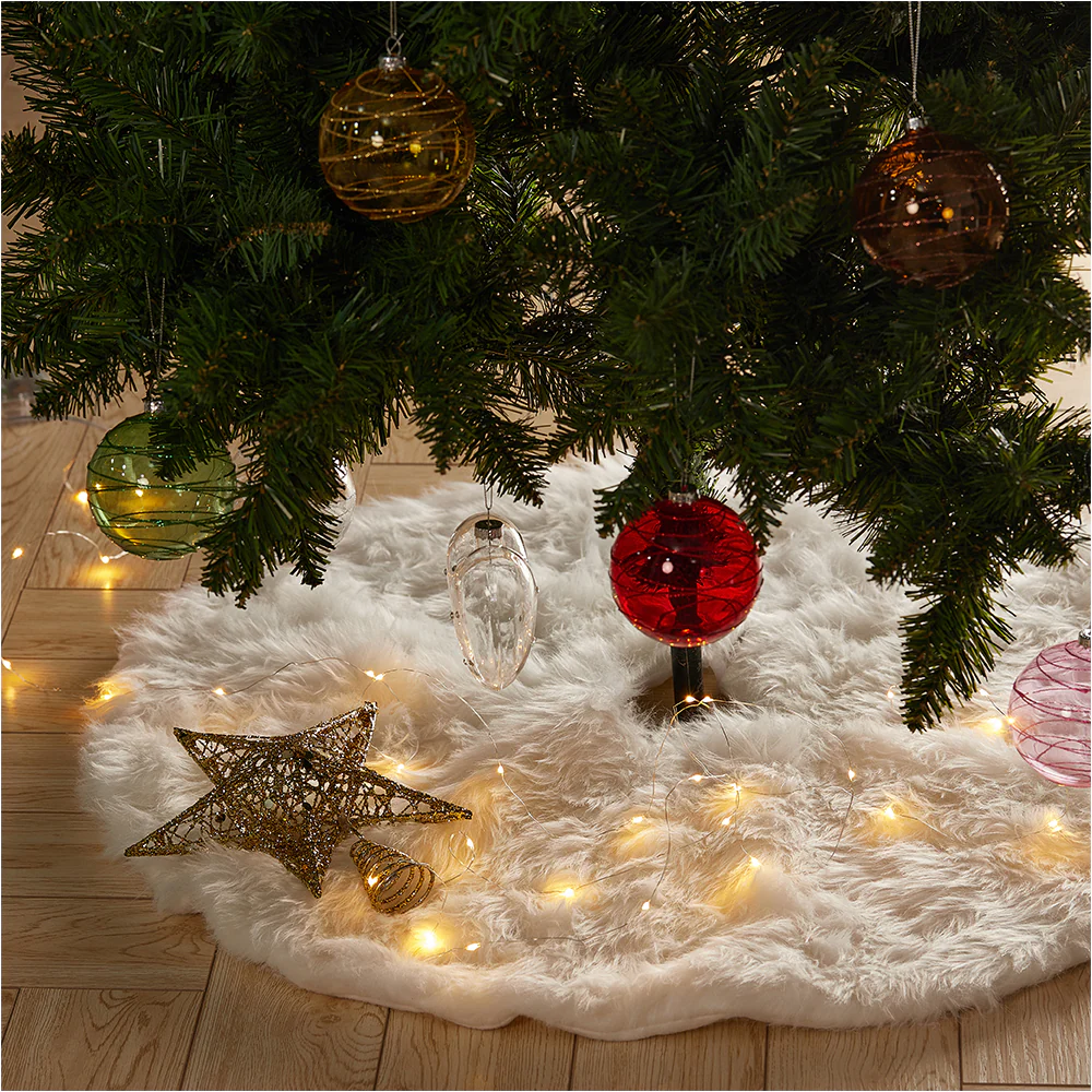 Livingandhome Snow White Plush Christmas Tree Skirt for Holiday Decoration - Image 2
