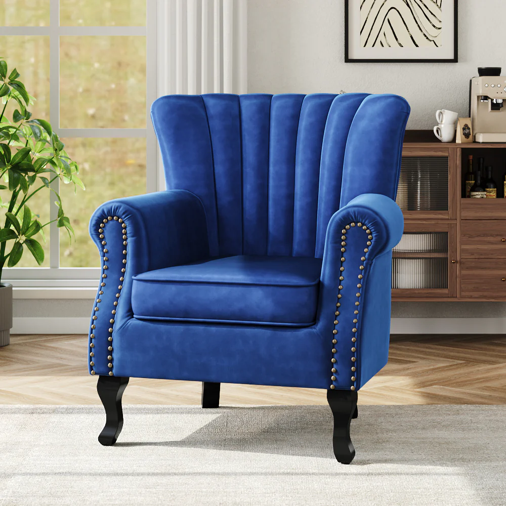 Livingandhome Vintage Old-fashion Velvet Wing Back Armchair with Studs - Image 2