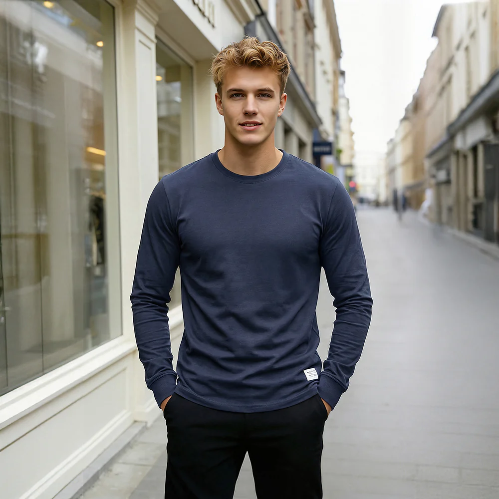 Long-Sleeved Crew Neck T-Shirt