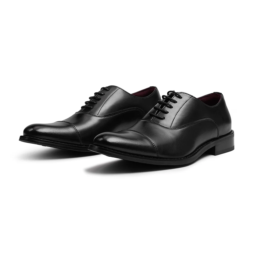 Low-Top Lace-Up Leather Dress Shoes With Pointed Toe - Black - Image 4