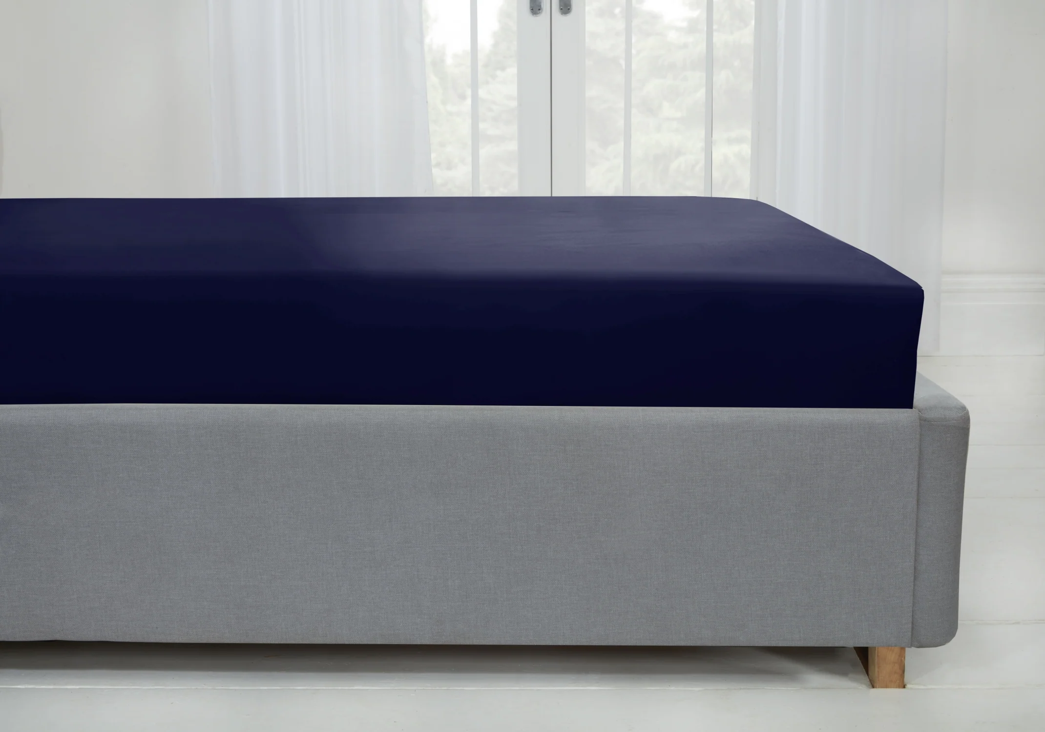 Lyla Fitted Sheet In Navy - Single Size - Image 2