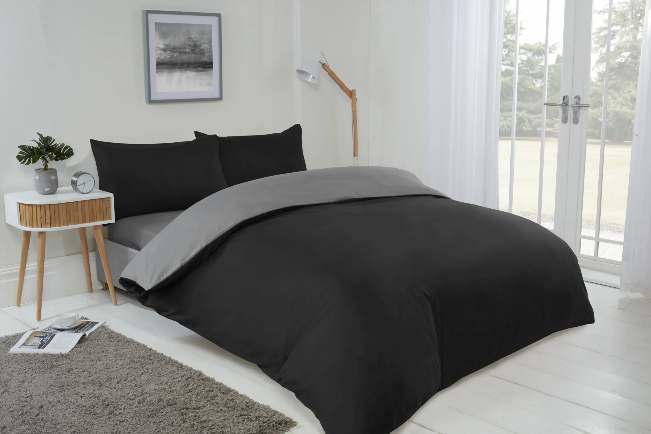 Lyla Reversible Duvet Set in Black/Grey - Image 4