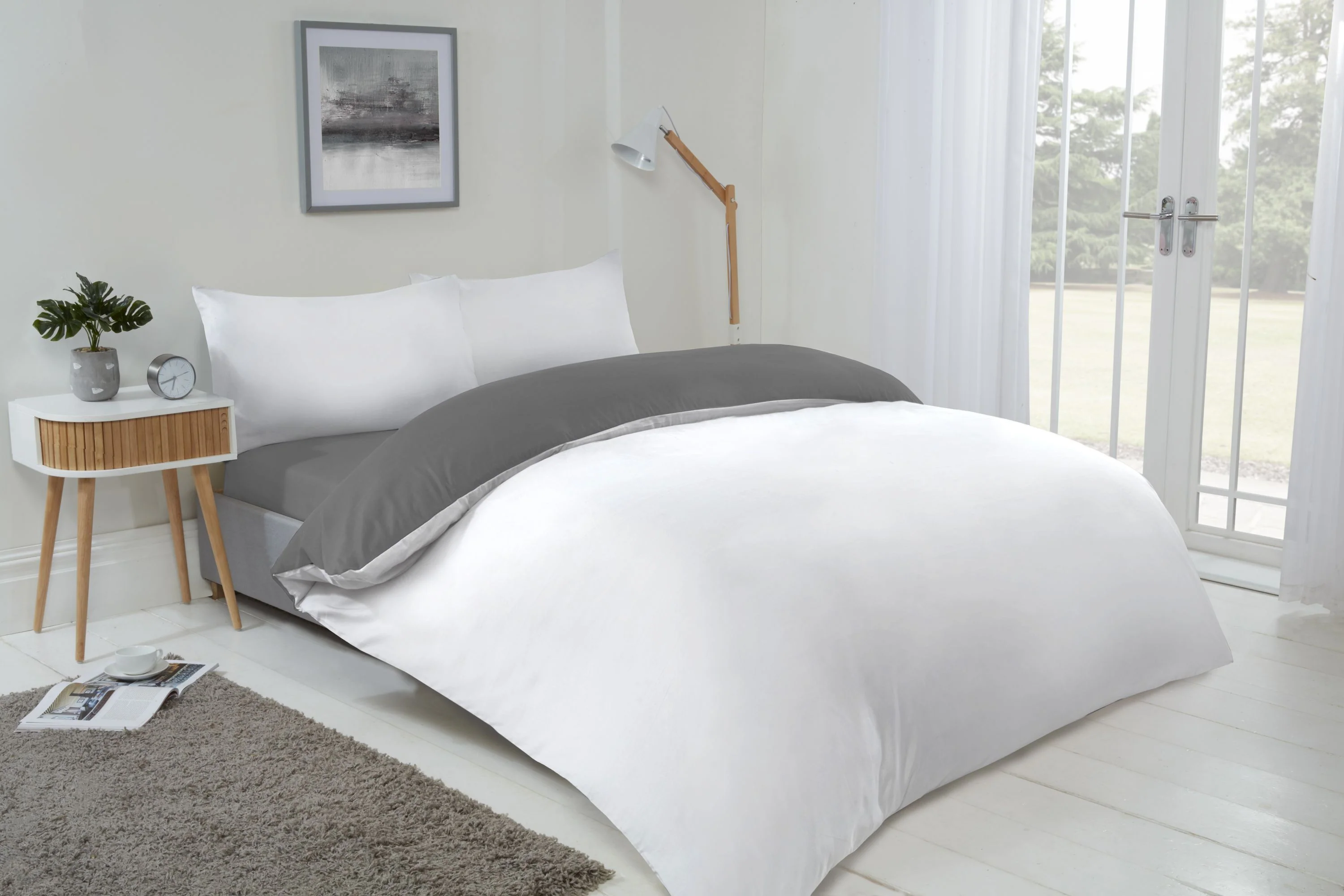 Lyla Reversible Duvet Set in Grey/White - Image 4