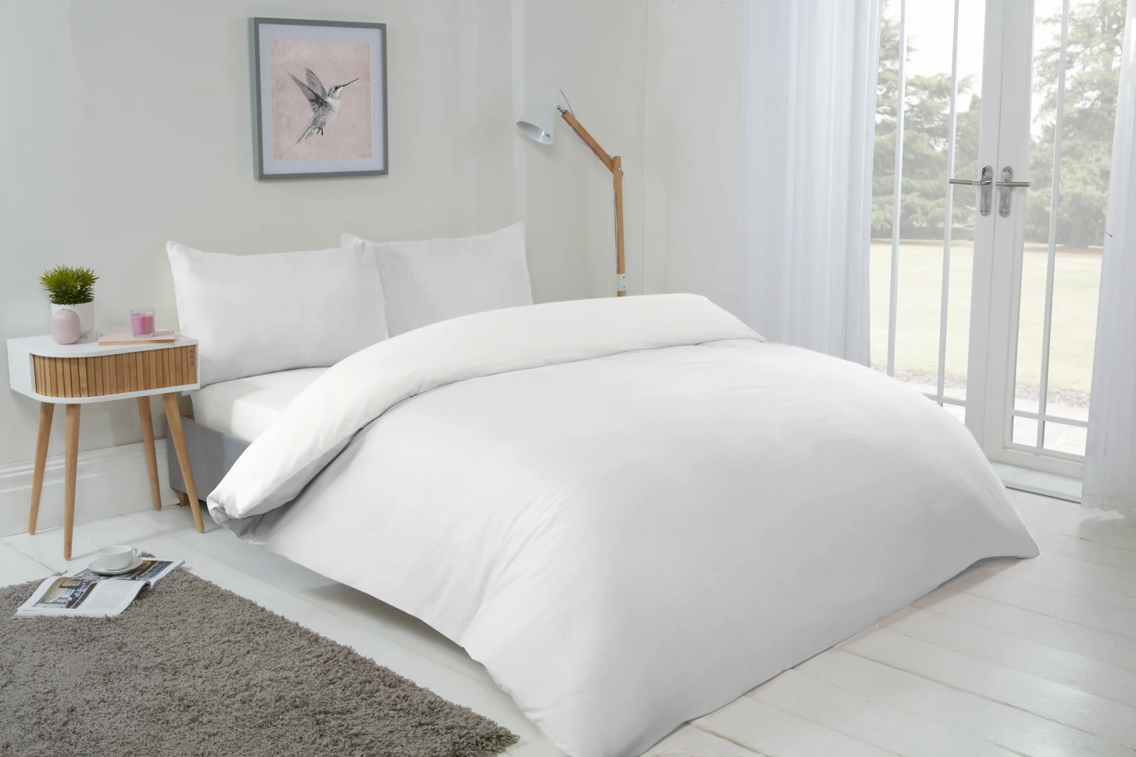 Lyla Reversible Duvet Set in White - Image 2