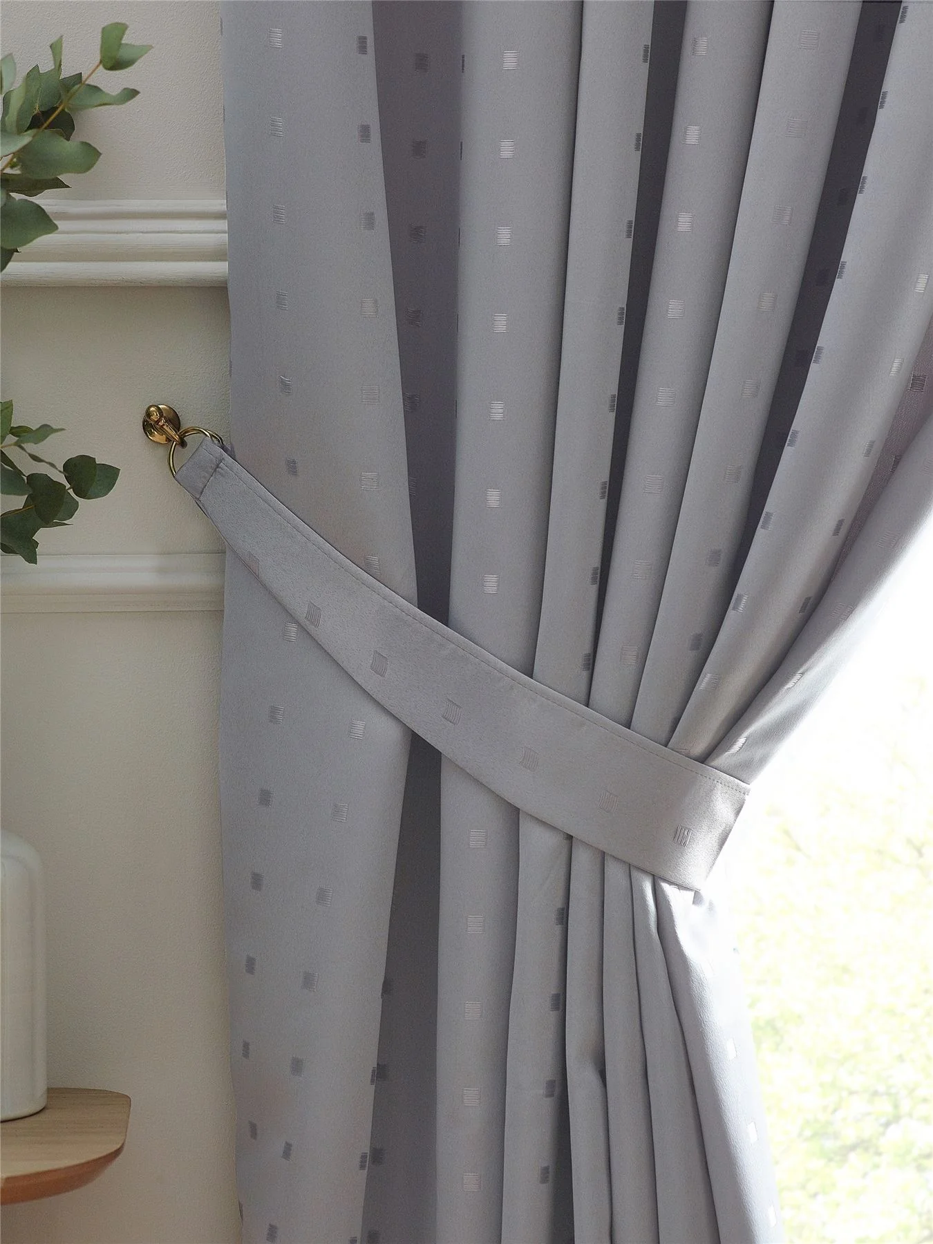 Madison Dobby Square Lined Pencil Pleat Taped Top Curtains - Image 2
