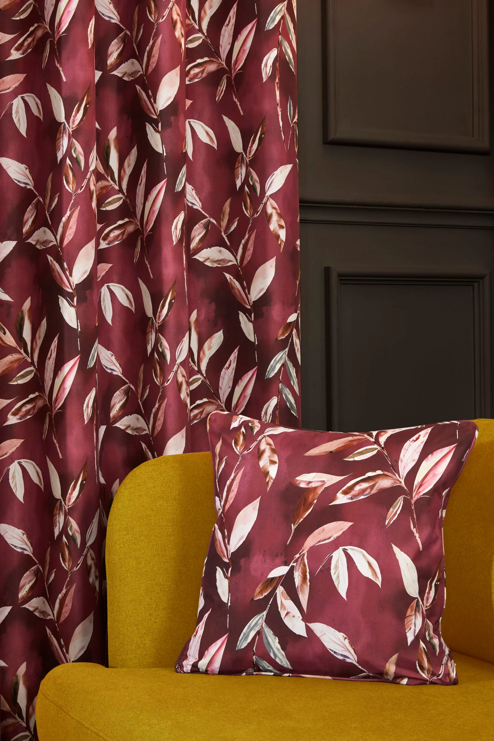 MADRID WINE POLYESTER FILLED RM CUSHION COVER