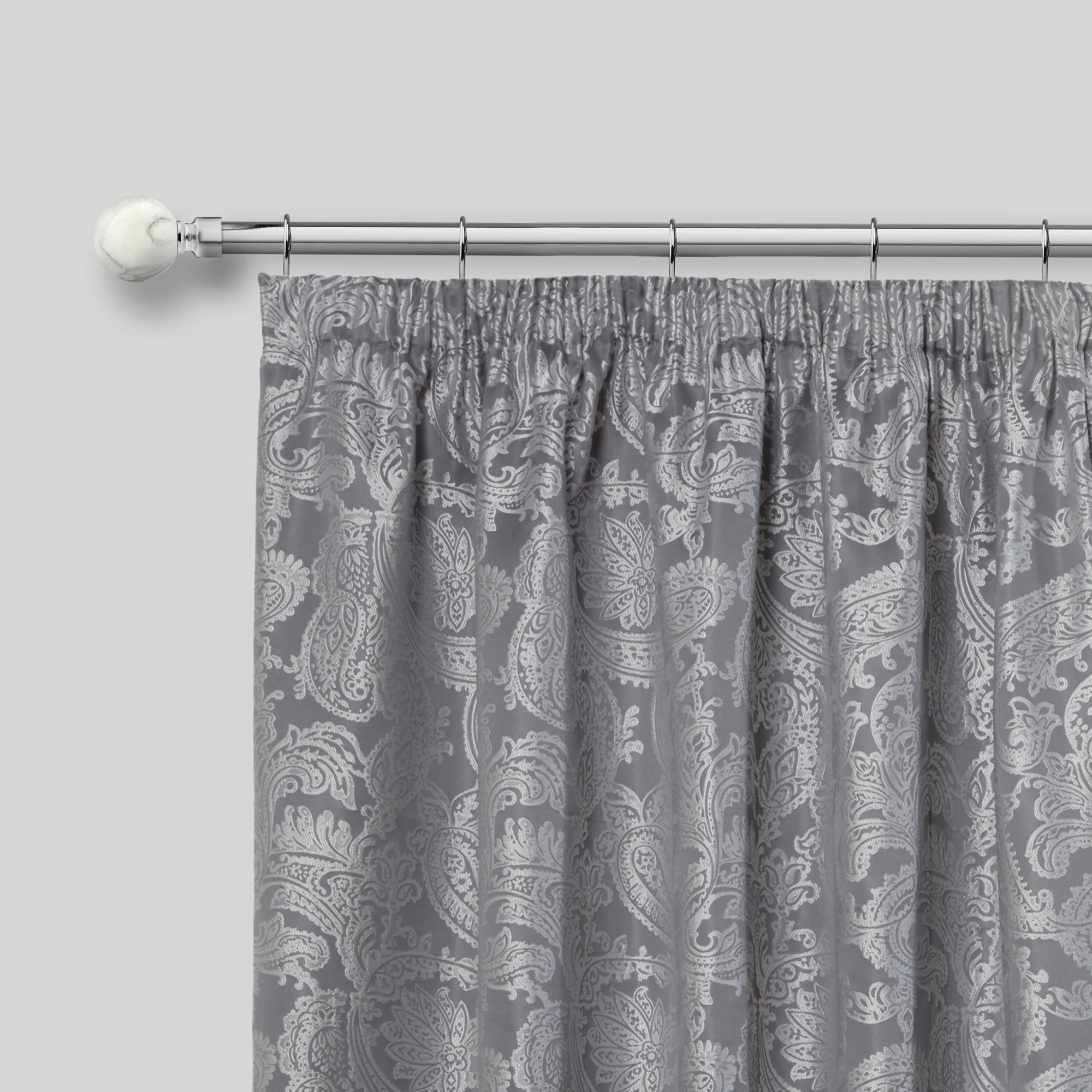 Marble - Extendable Curtain Pole with rings and pair of end finials in Brushed Silver