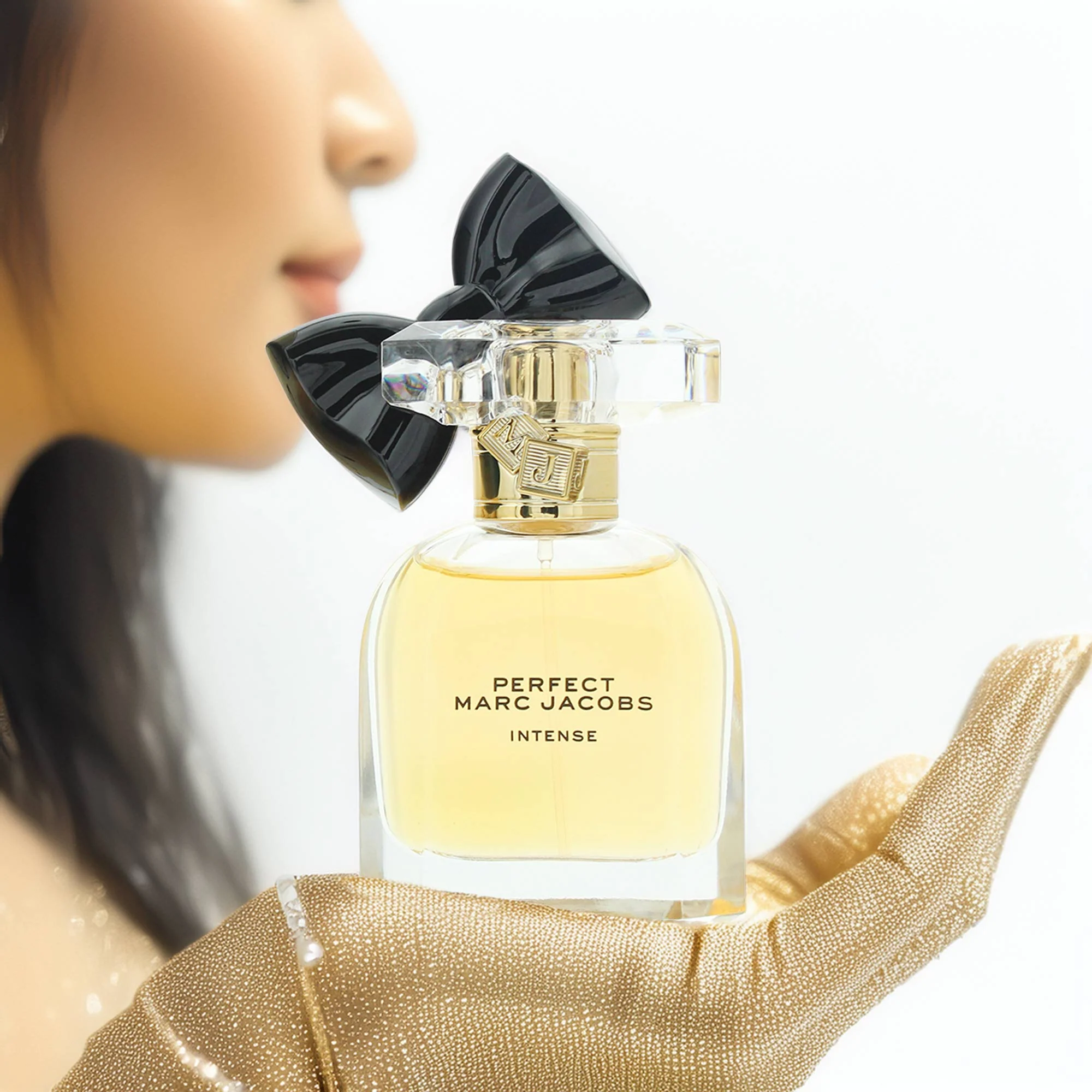 Marc Jacobs Perfect Intense Eau de Parfum 30ml - Image 2