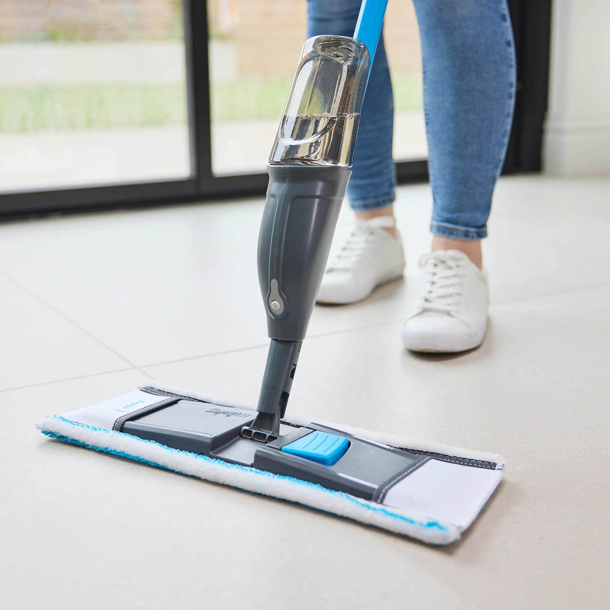 Minky 4 In 1 Action Spray Mop - Image 3