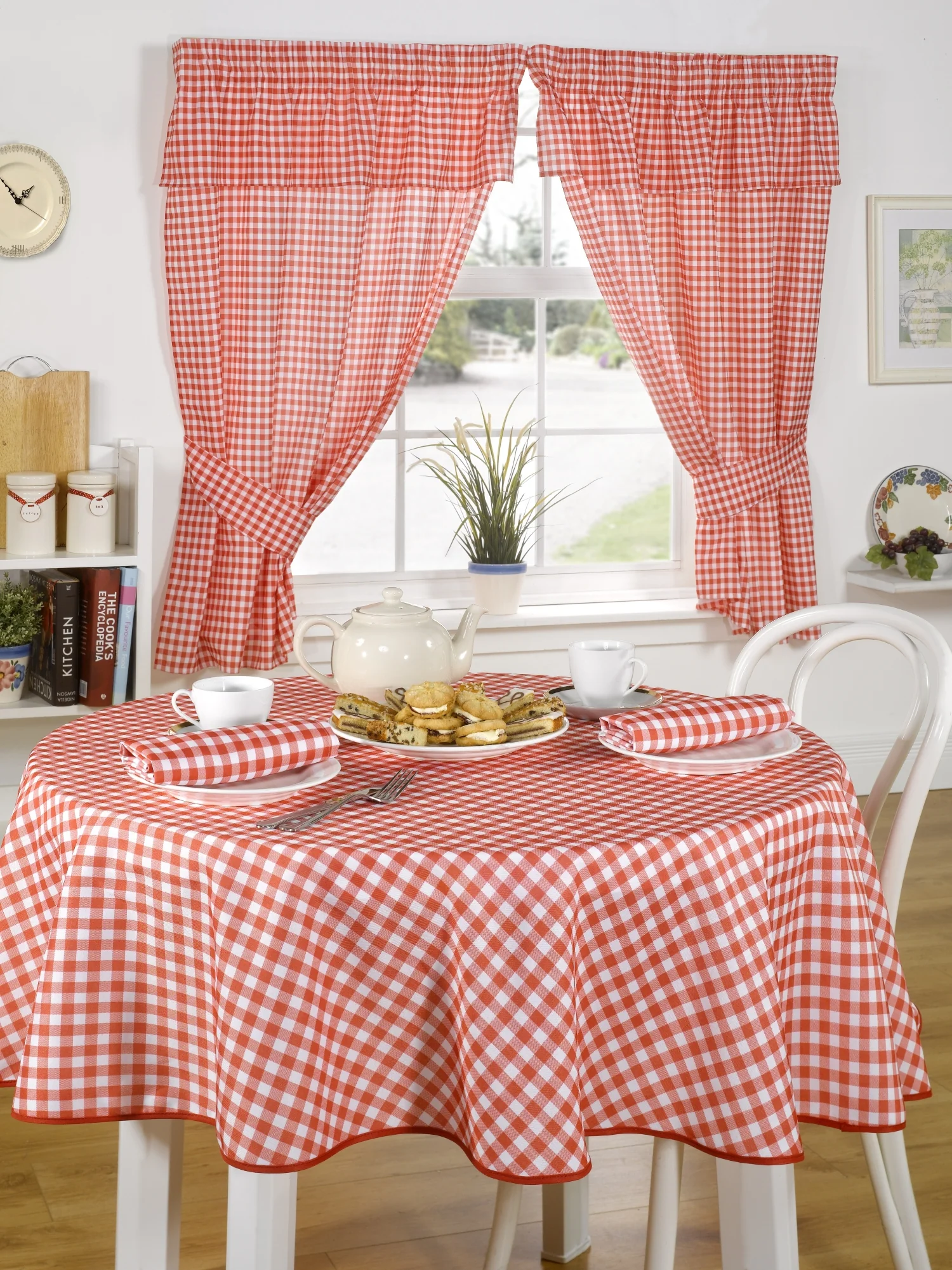 Molly - Gingham Check Napkins (Pack of 4) in Red