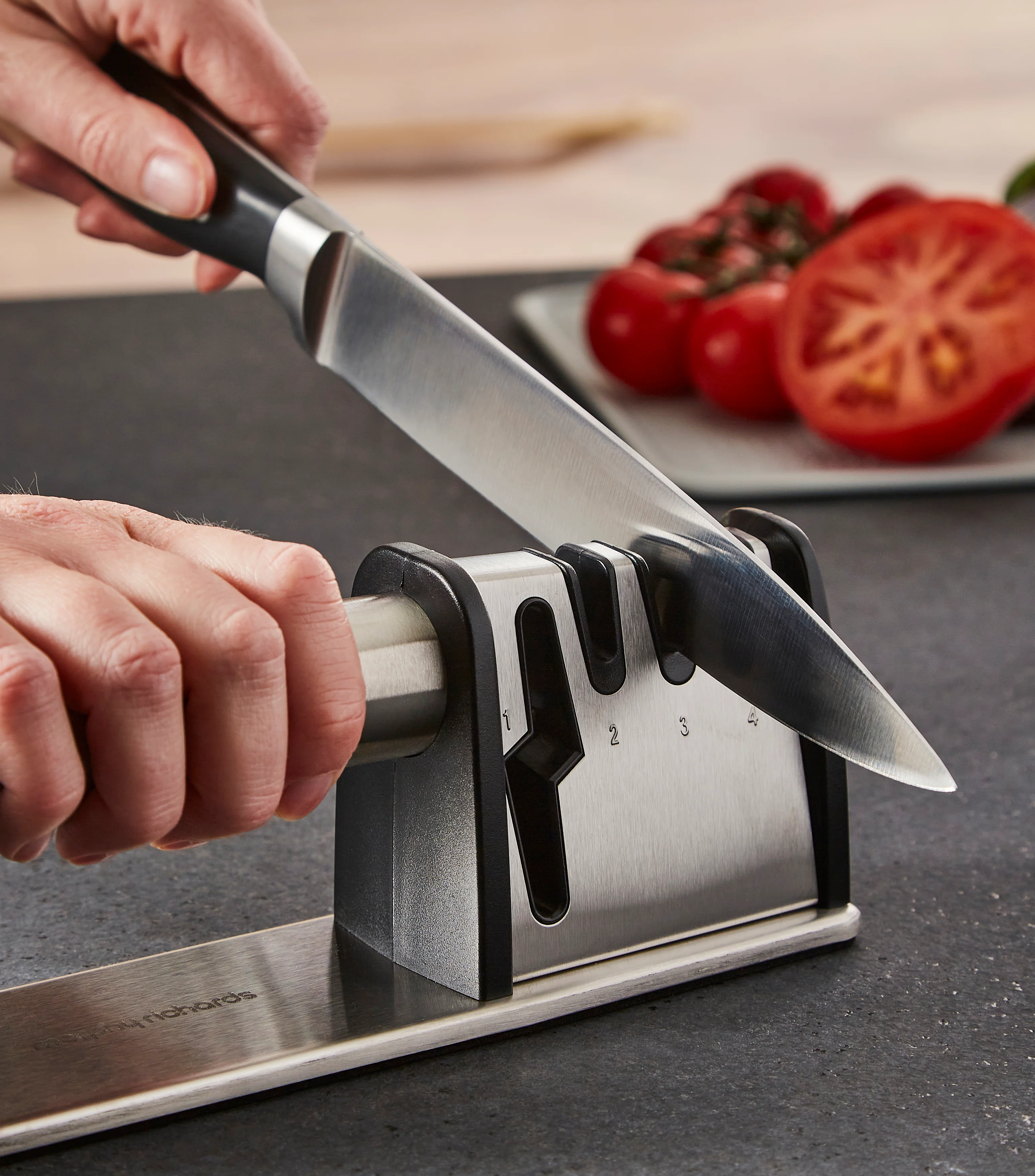 Morphy Richards 4 in 1 Knife and Scissor Sharpener - Image 5