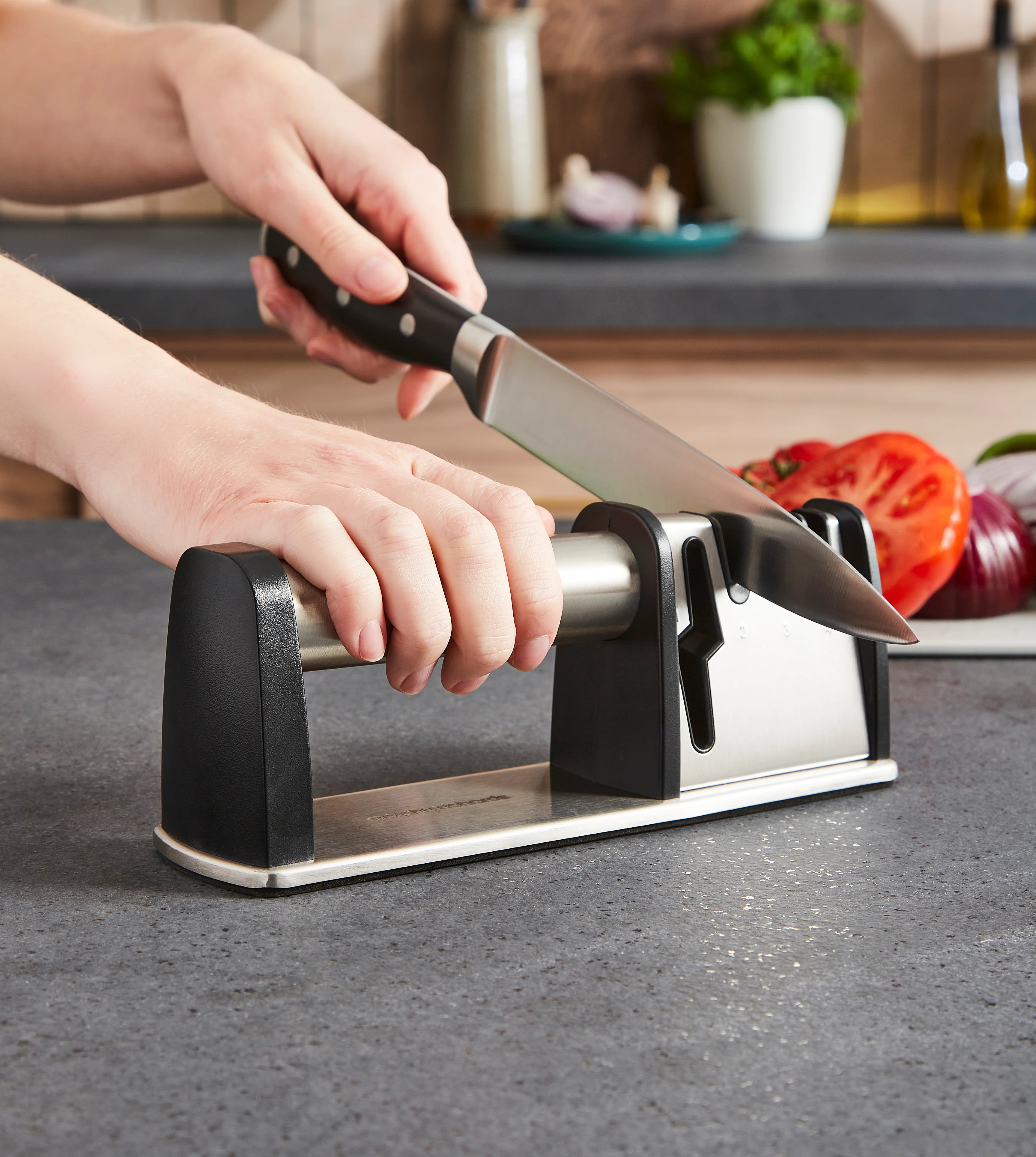 Morphy Richards 4 in 1 Knife and Scissor Sharpener - Image 9
