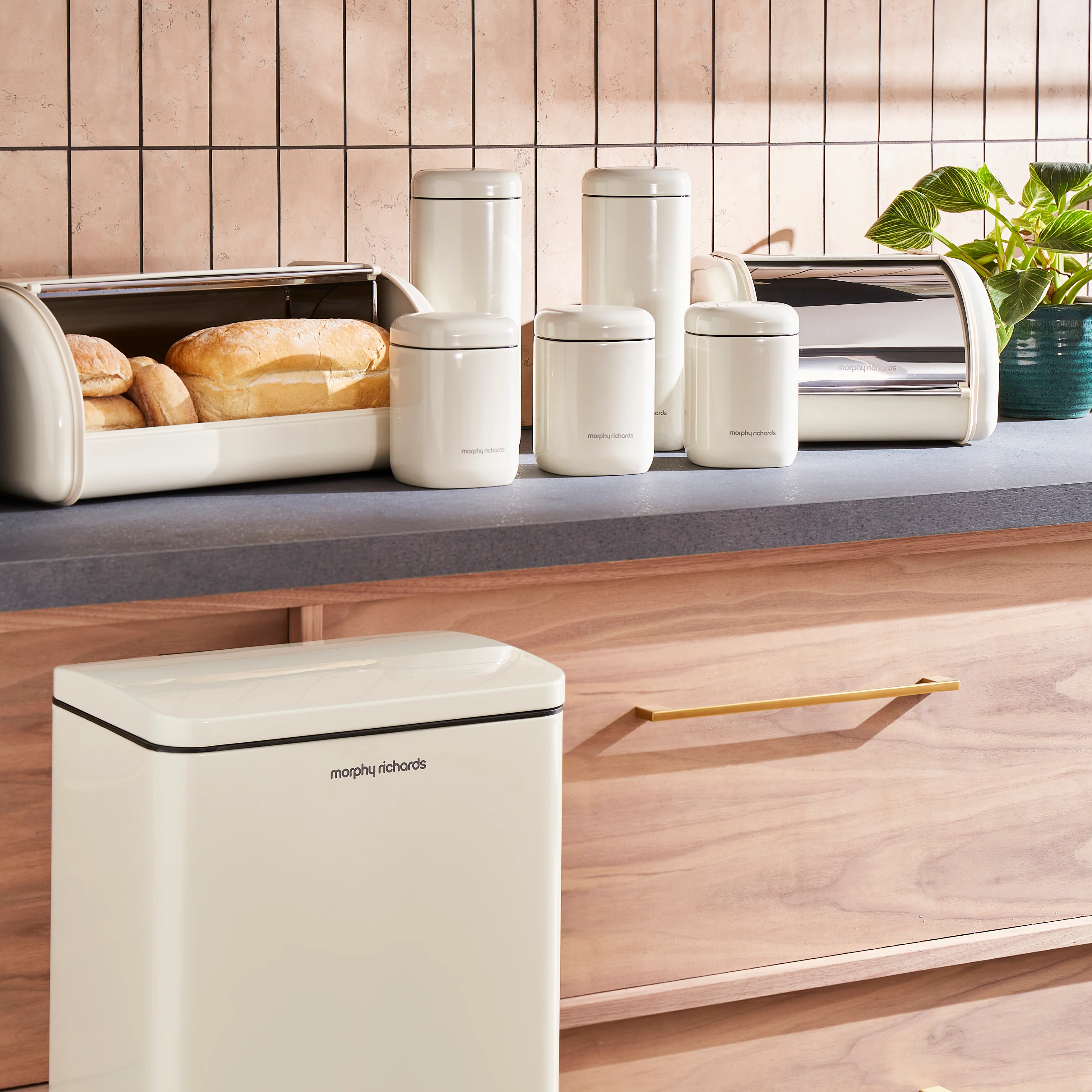 Morphy Richards Equip 3 Storage Canisters Set - Cream - Image 4