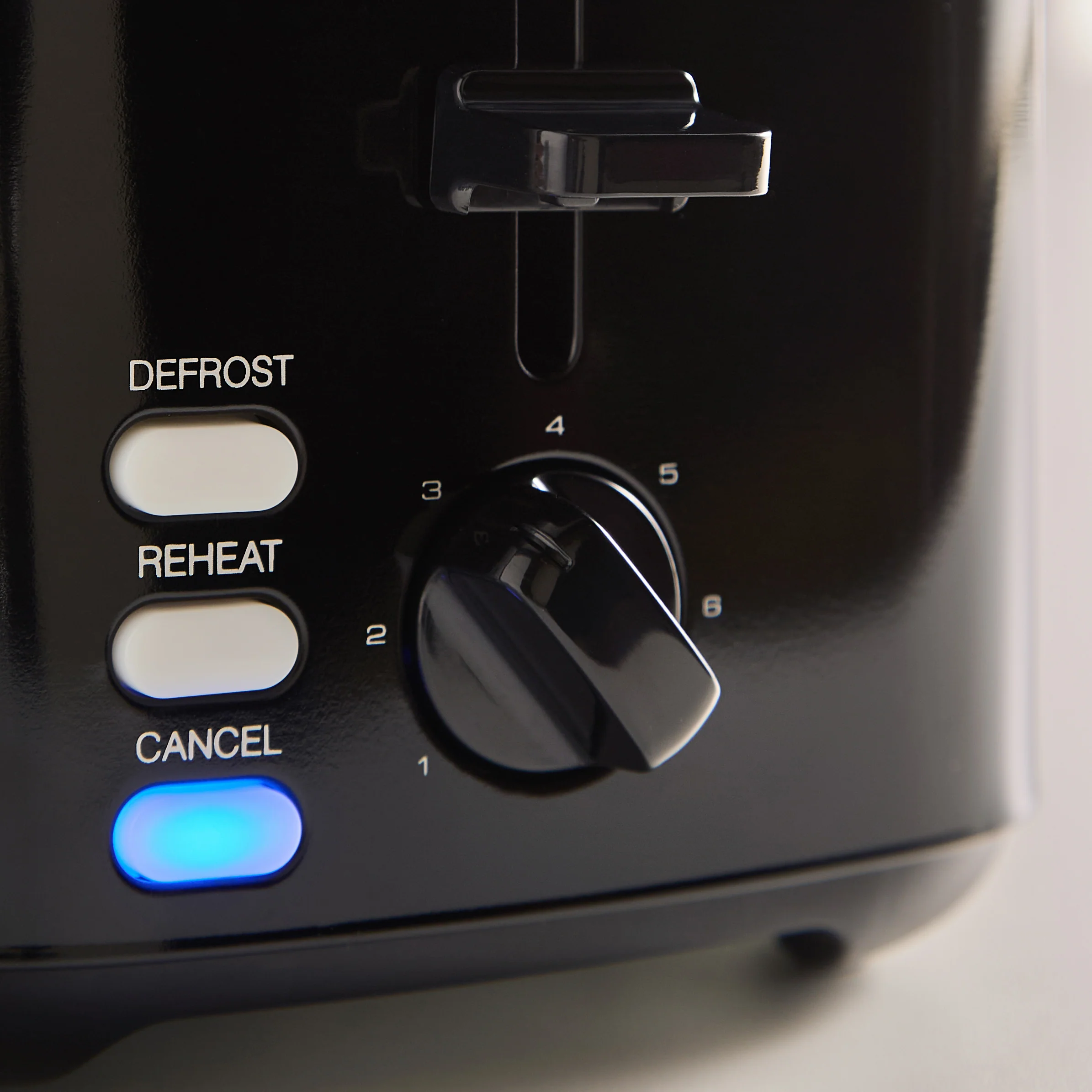 Morphy Richards Equip Morphy Black Kettle And Toaster Set - Image 16