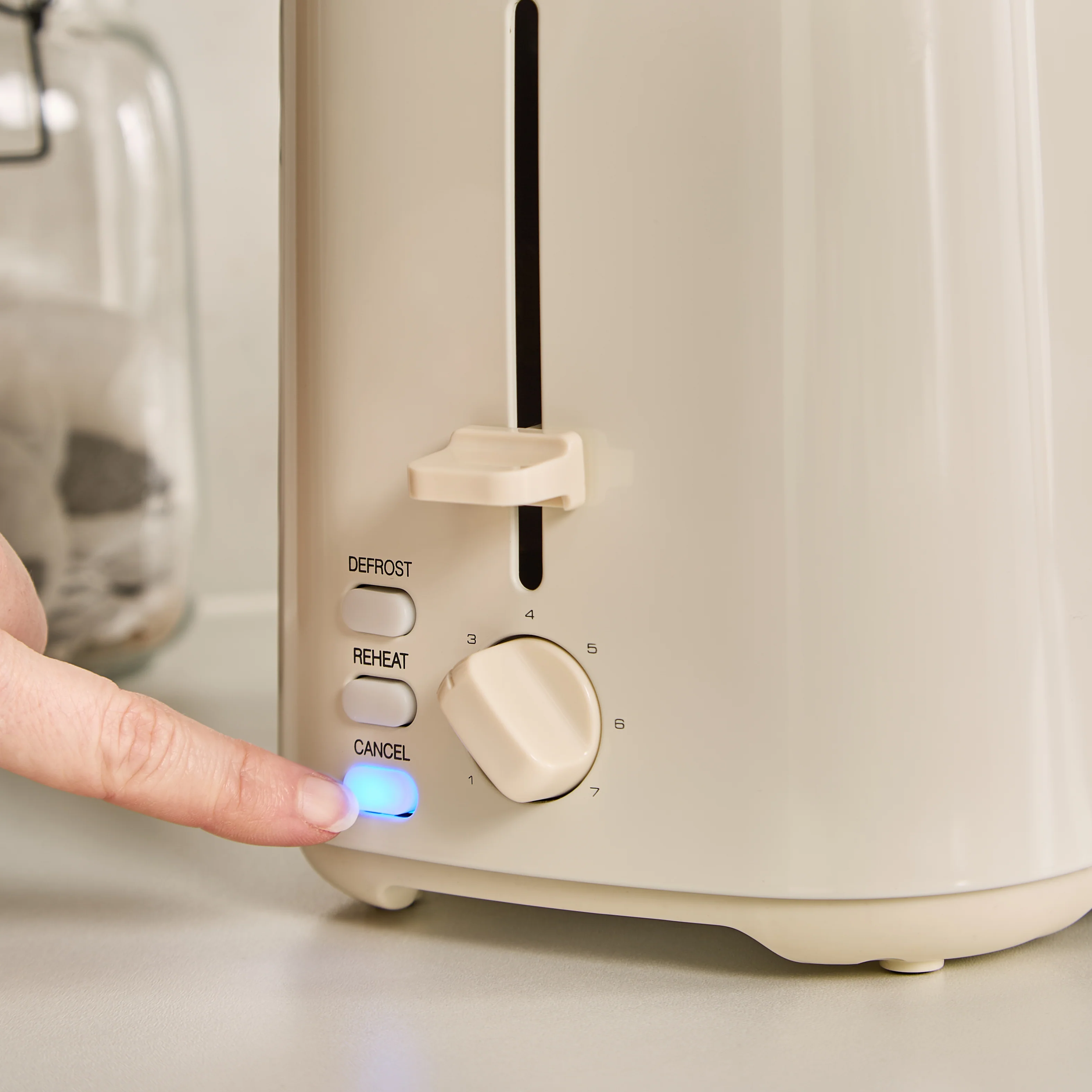 Morphy Richards Equip Morphy Cream Kettle And Toaster Set - Image 10