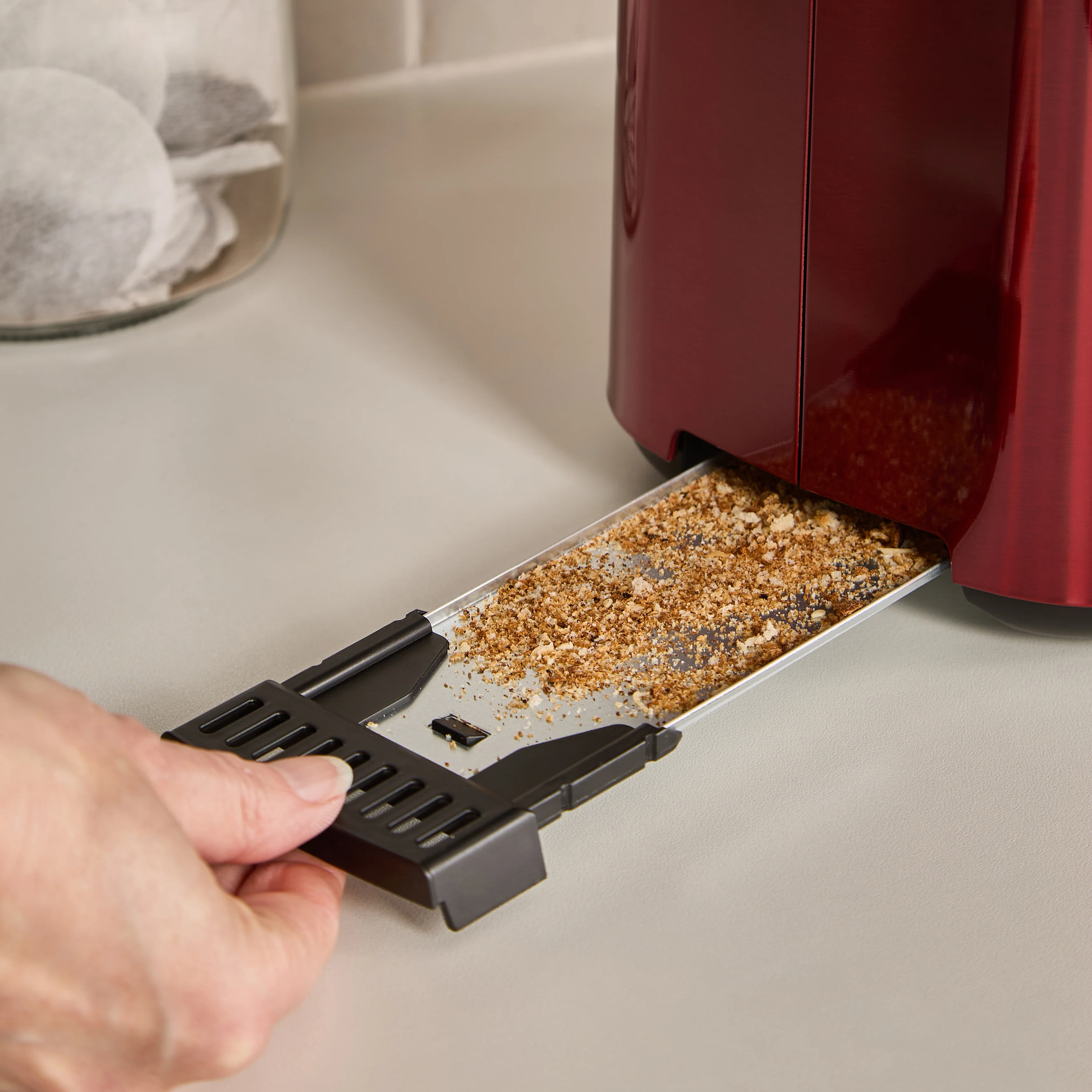 Morphy Richards Equip Morphy Metalic Red Kettle And Toaster Set - Image 4