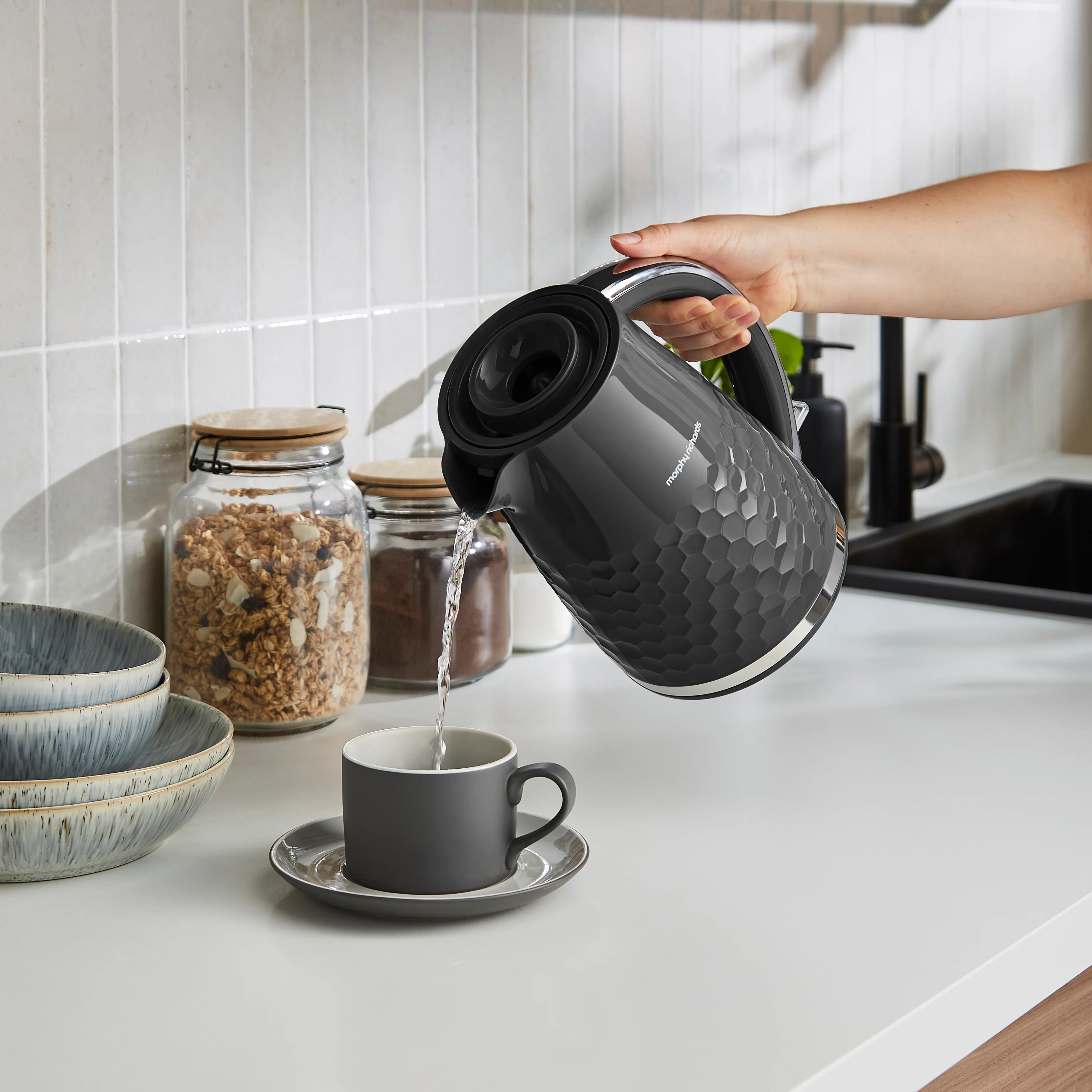 Morphy Richards Hive Black Kettle and Toaster Set - Image 13