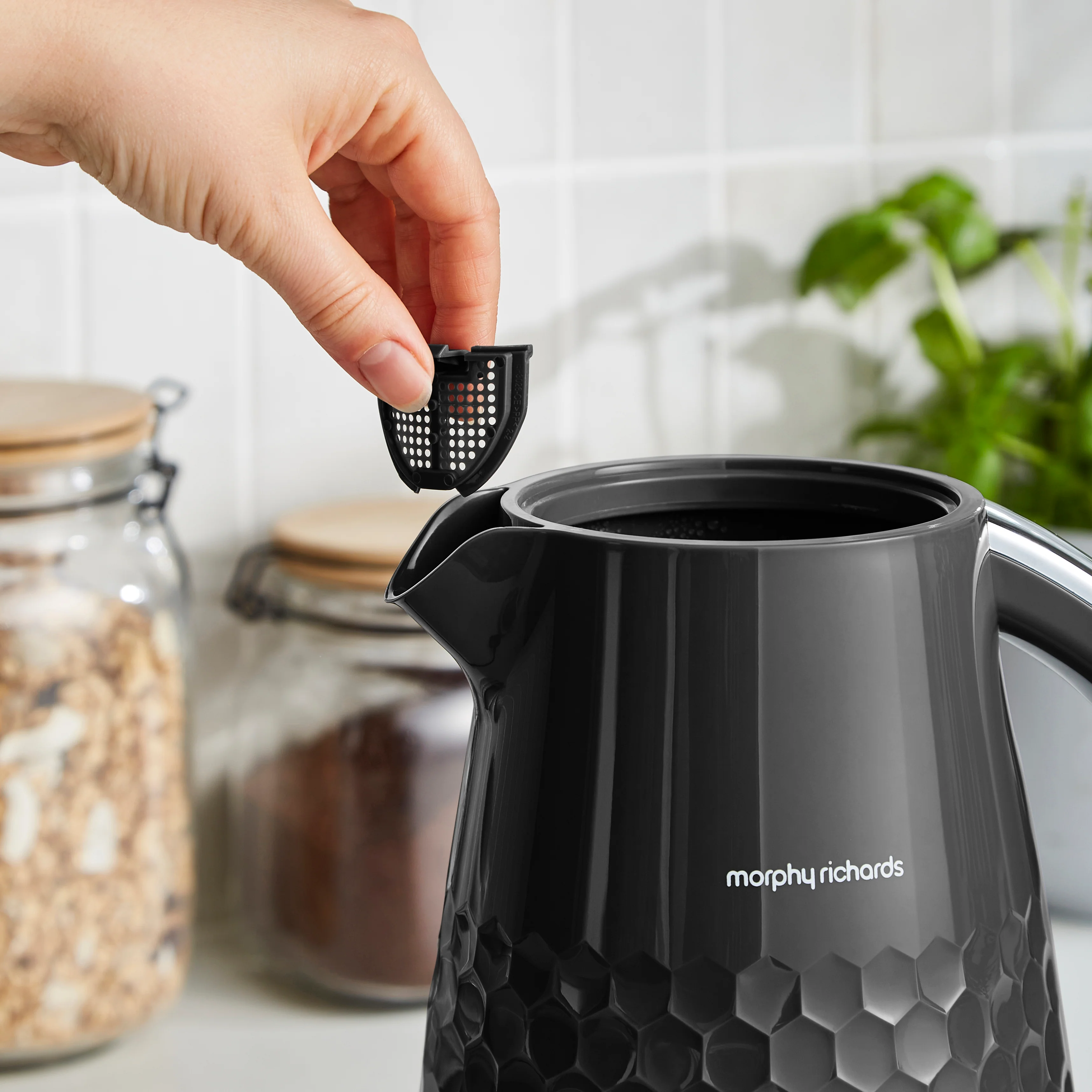 Morphy Richards Hive Black Kettle and Toaster Set - Image 14