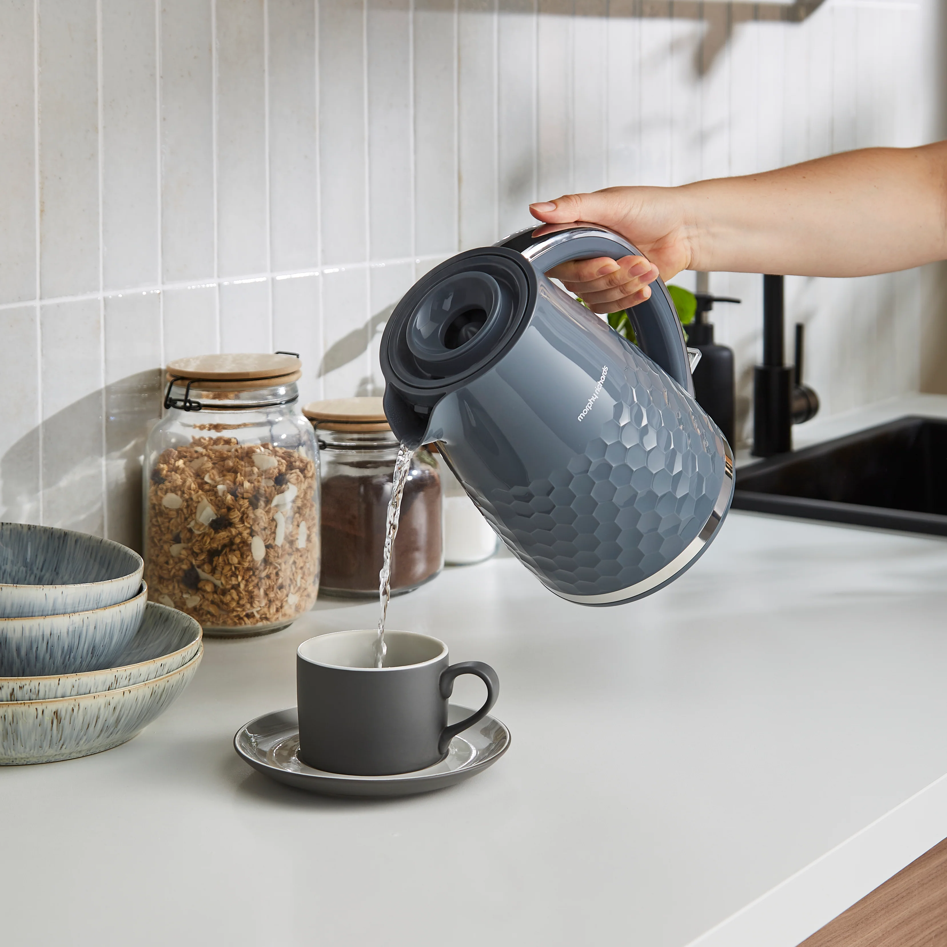 Morphy Richards Hive Grey Kettle and Toaster Set - Image 3