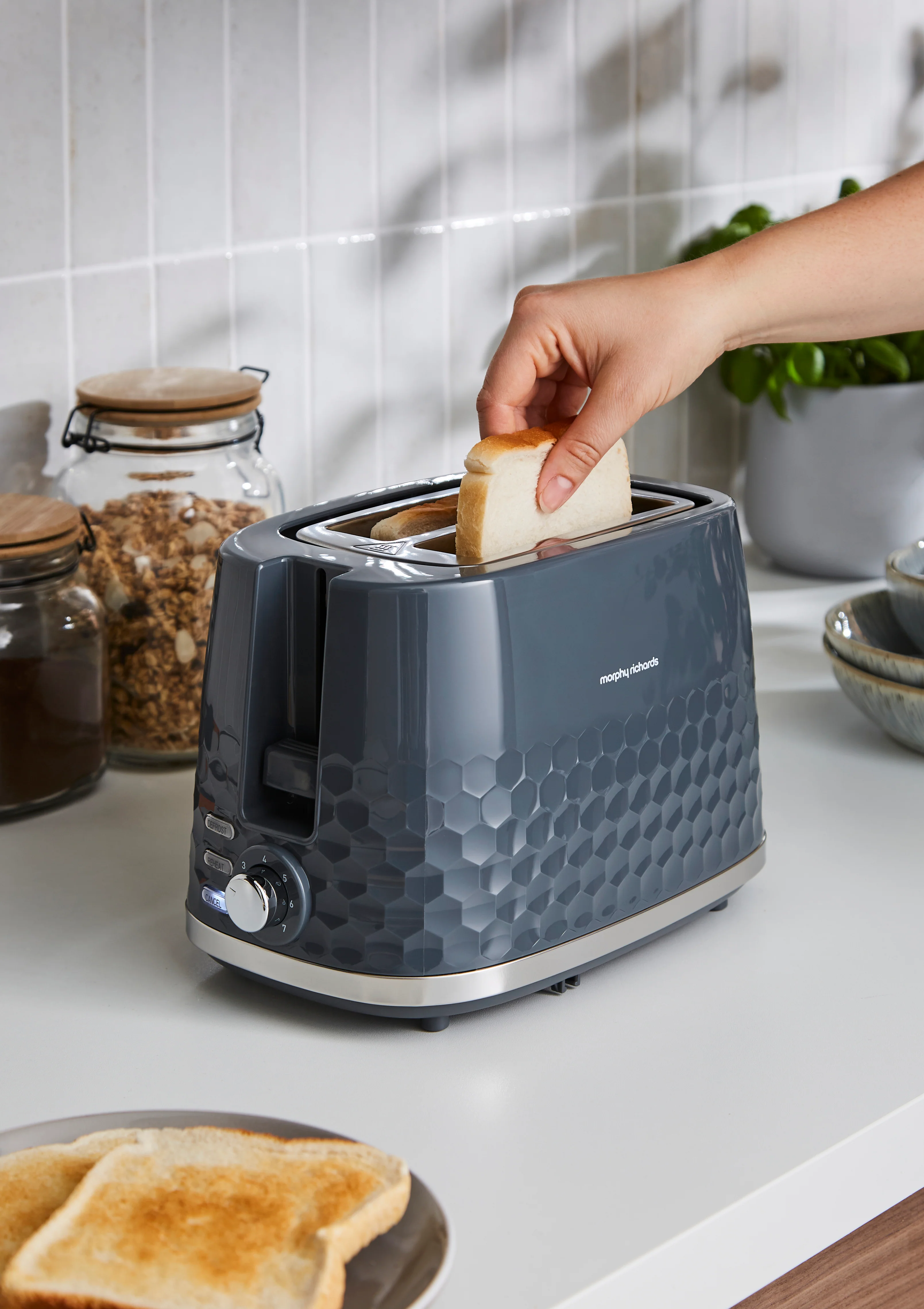 Morphy Richards Hive Grey Kettle and Toaster Set - Image 9