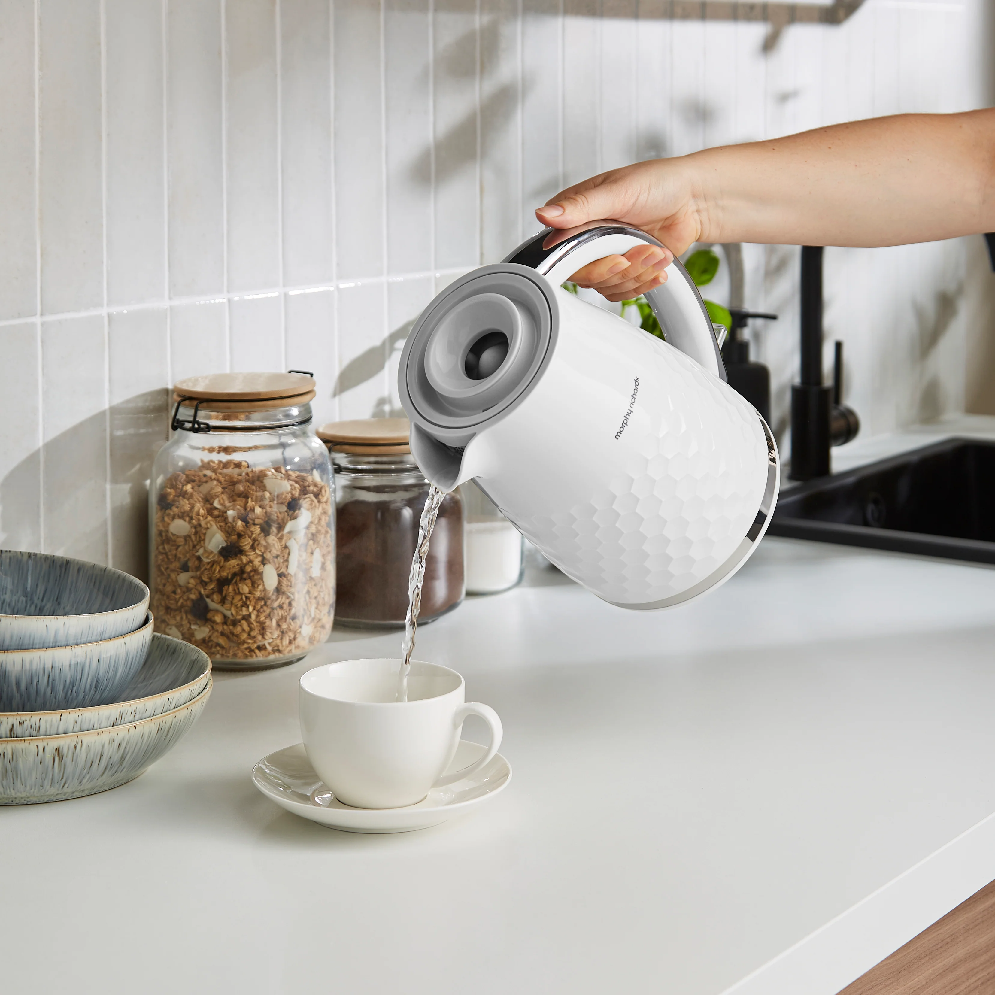 Morphy Richards Hive White Kettle and Toaster Set - Image 11
