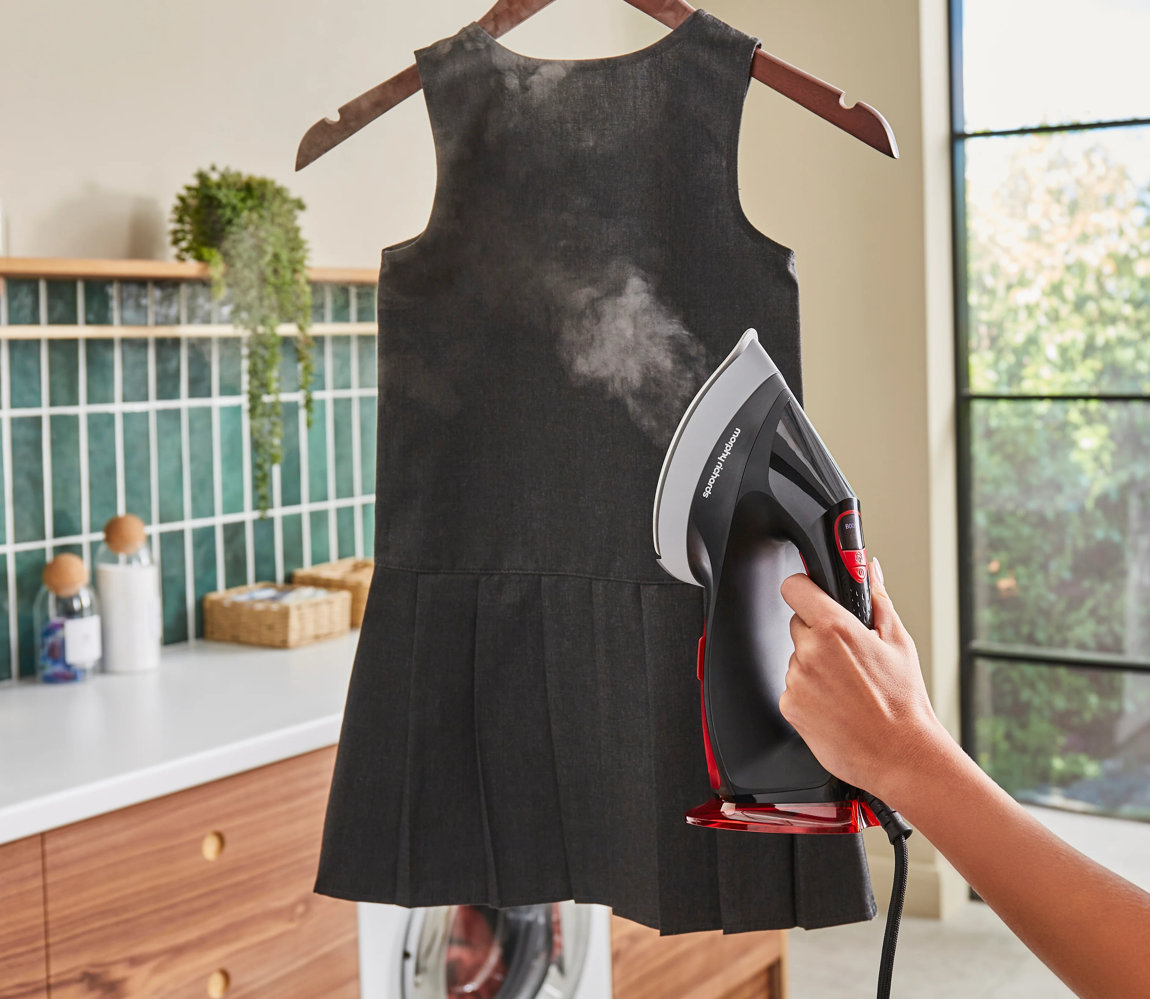 Morphy Richards Turbosteam 2 in 1 Garment Steamer and Iron - Image 9