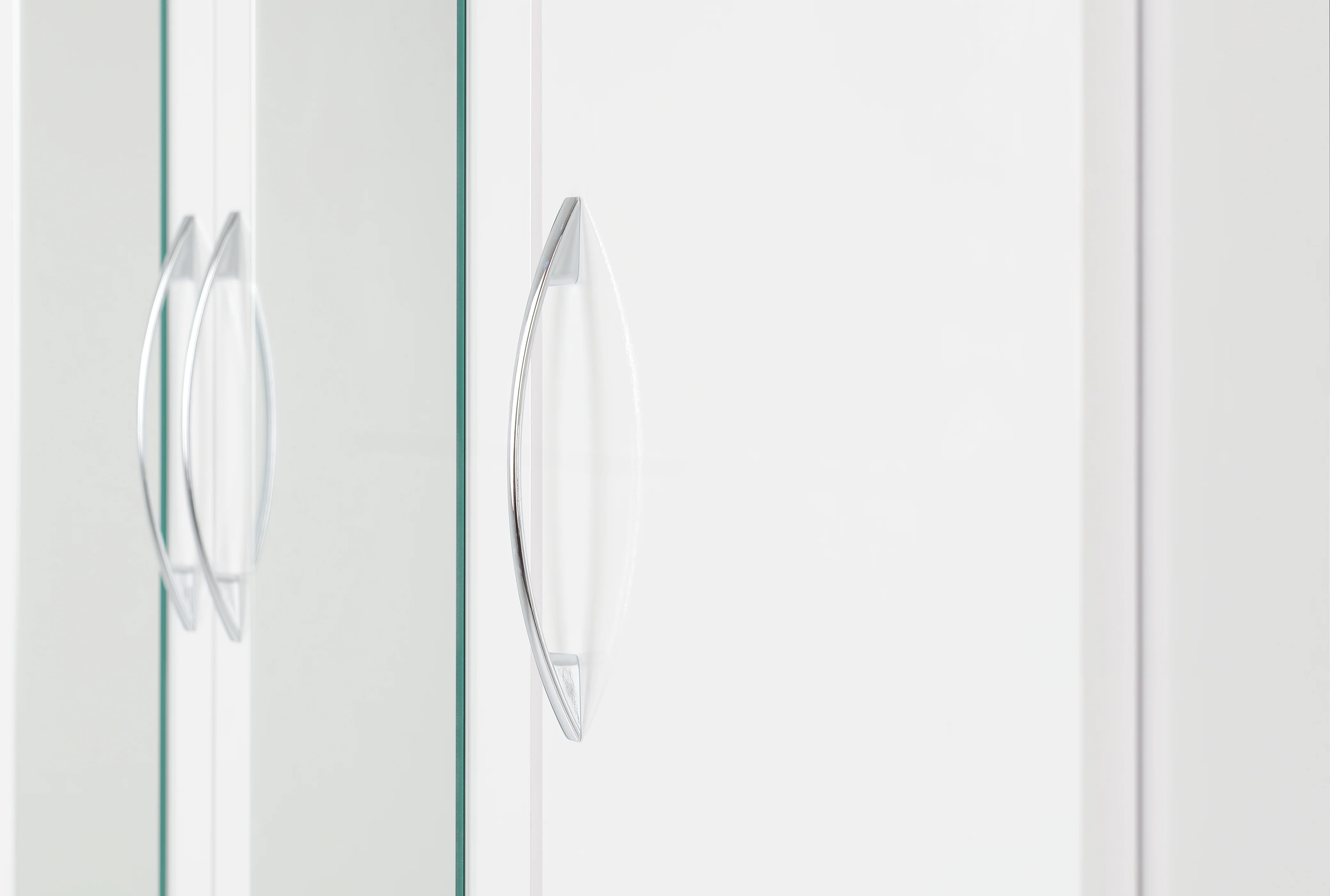 NEVADA 3 DOOR 2 DRAWER WARDROBE - WHITE GLOSS - Image 6