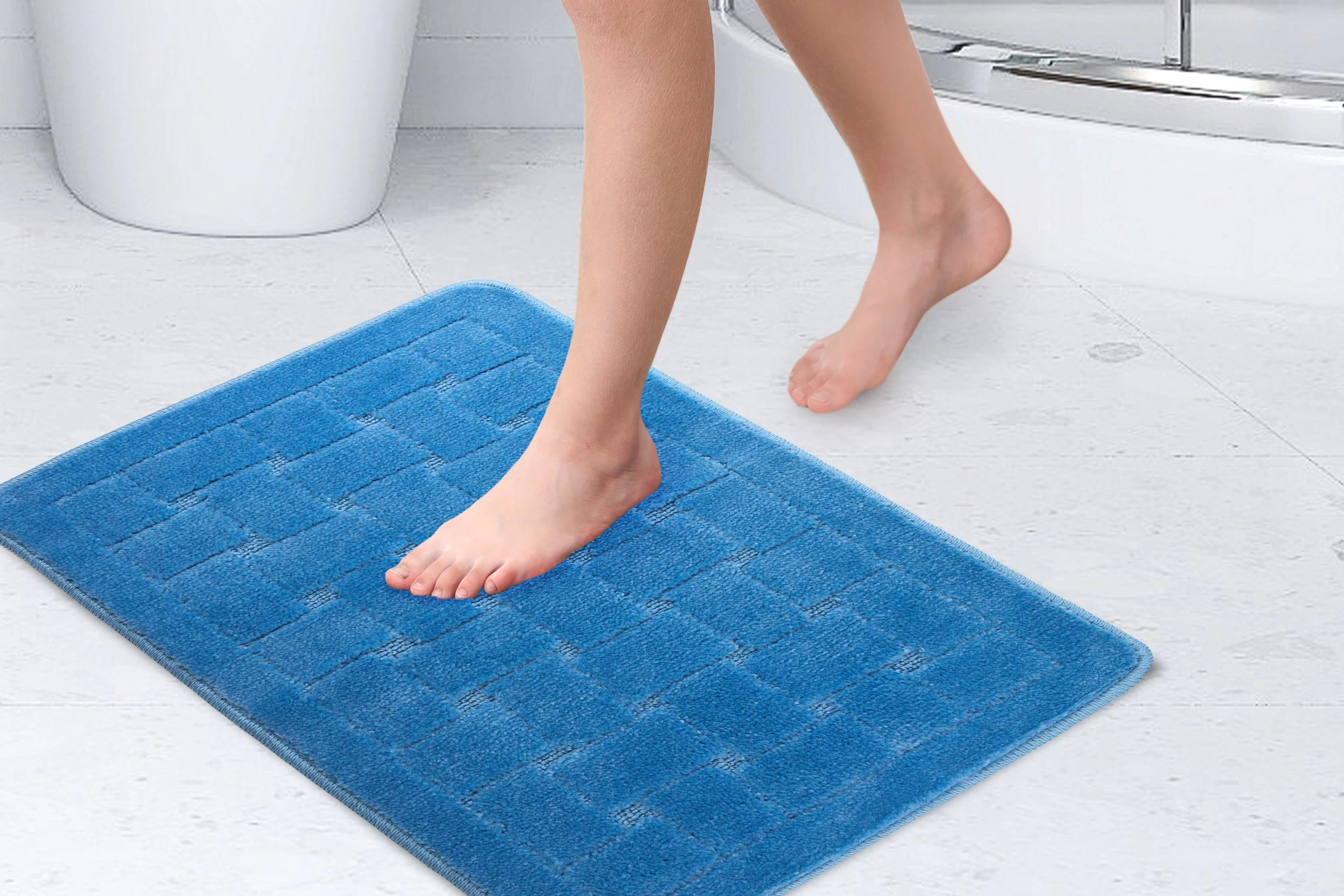Orkney - Crosshatch Bath mat in Blue - Image 2