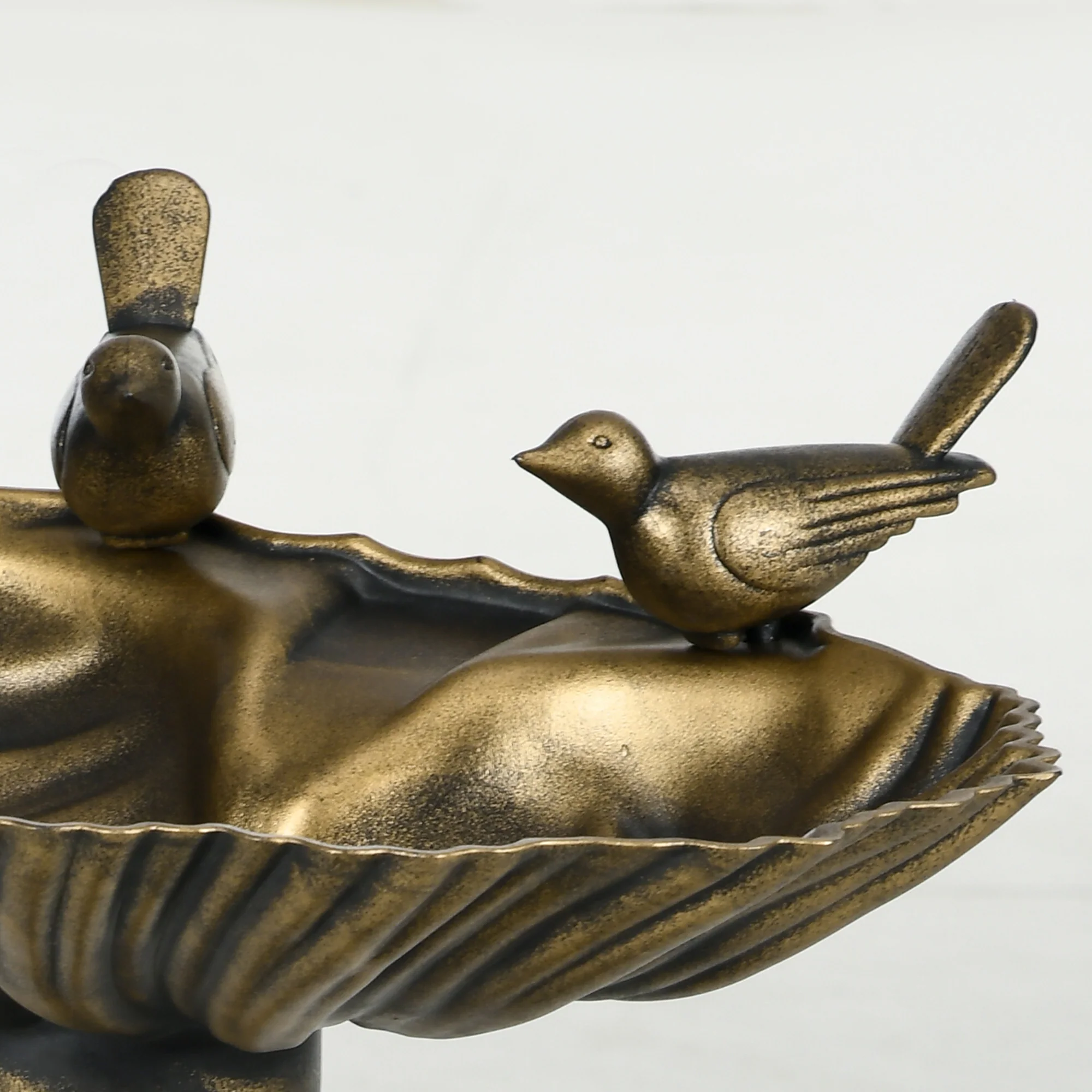 Outsunny 81cm Tall Bird Bath With 2 Decorative Birds For Garden - Image 17