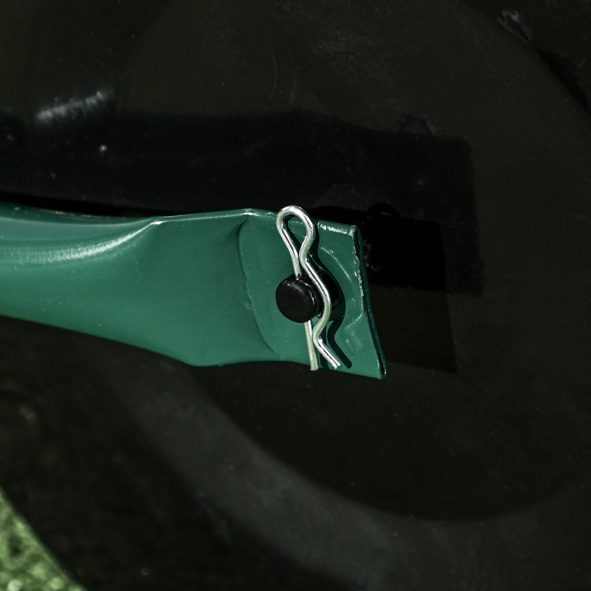 Outsunny Combination Push W/ 38L Sand Or Water Garden Dark Green - Image 8