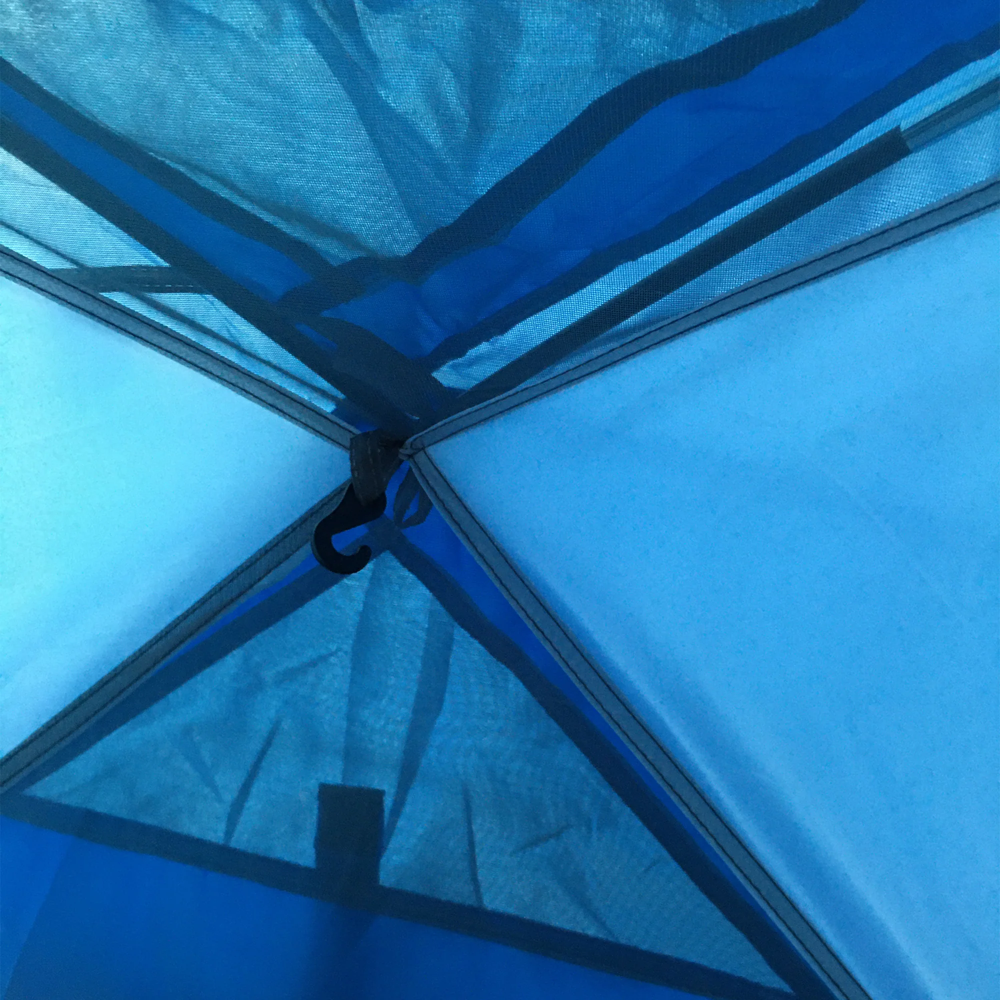 Outsunny Compact Camping Tent w/ Vestibule & Mesh Vents for Hiking Blue - Image 9