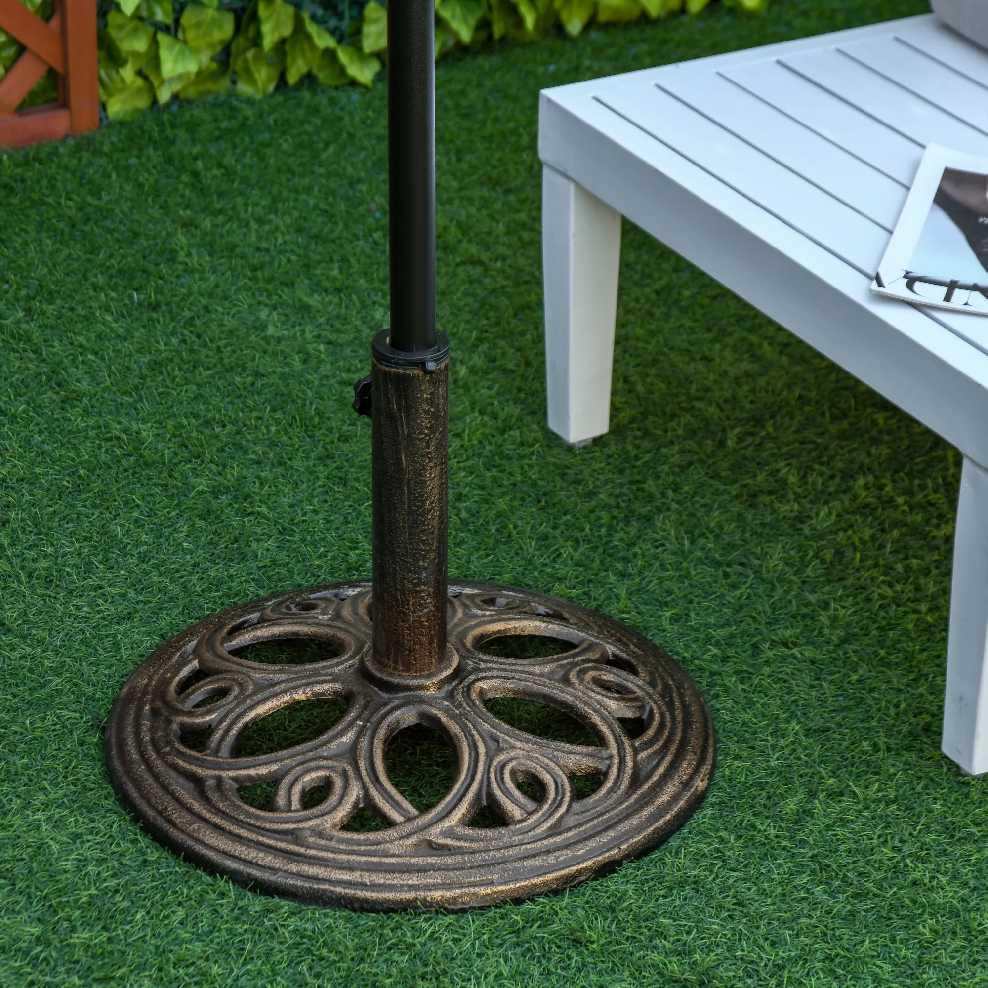 Outsunny Round Patio Umbrella Base Stand, Umbrella Holder, Bronze Tone - Image 2