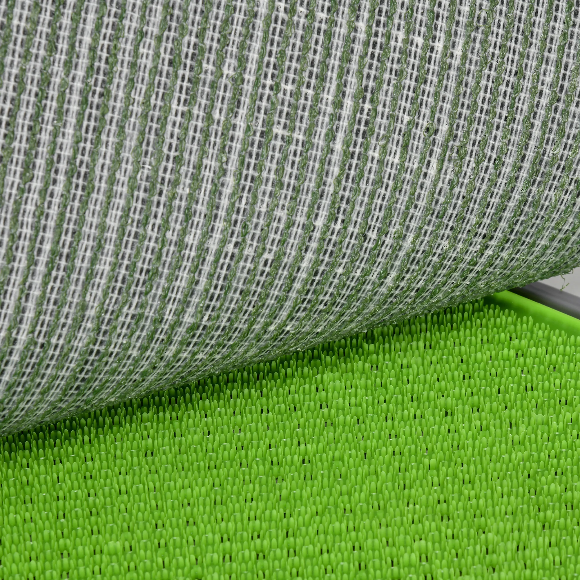 PawHut Dog Toilet With 2 Packs Artificial Grass Pads, 67 X 41cm, Green - Image 8