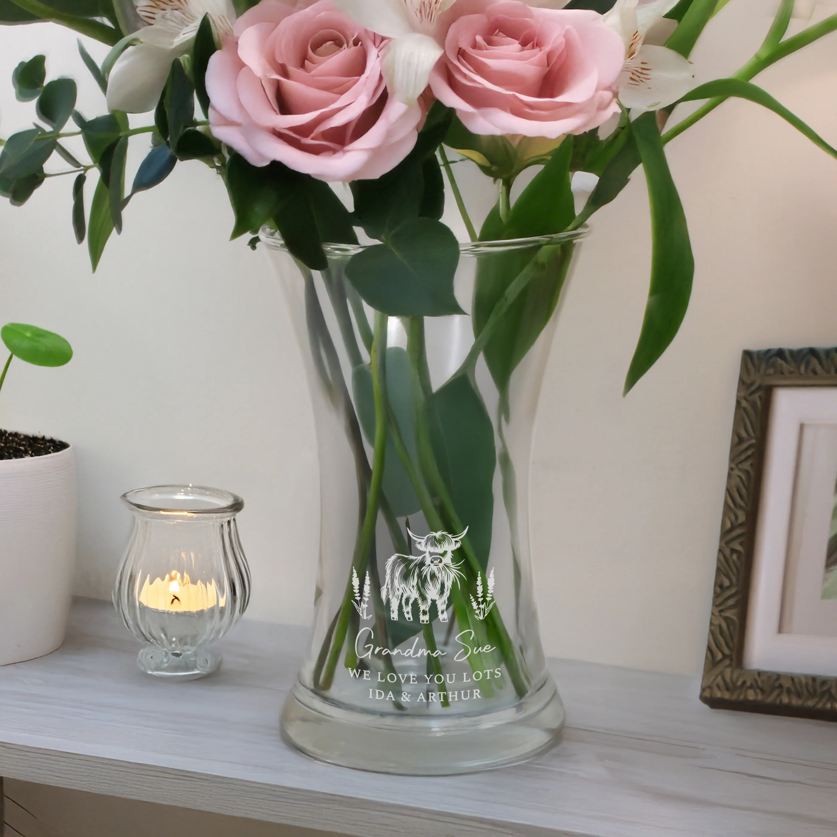 Personalised Highland Cow Waisted Vase - Image 4