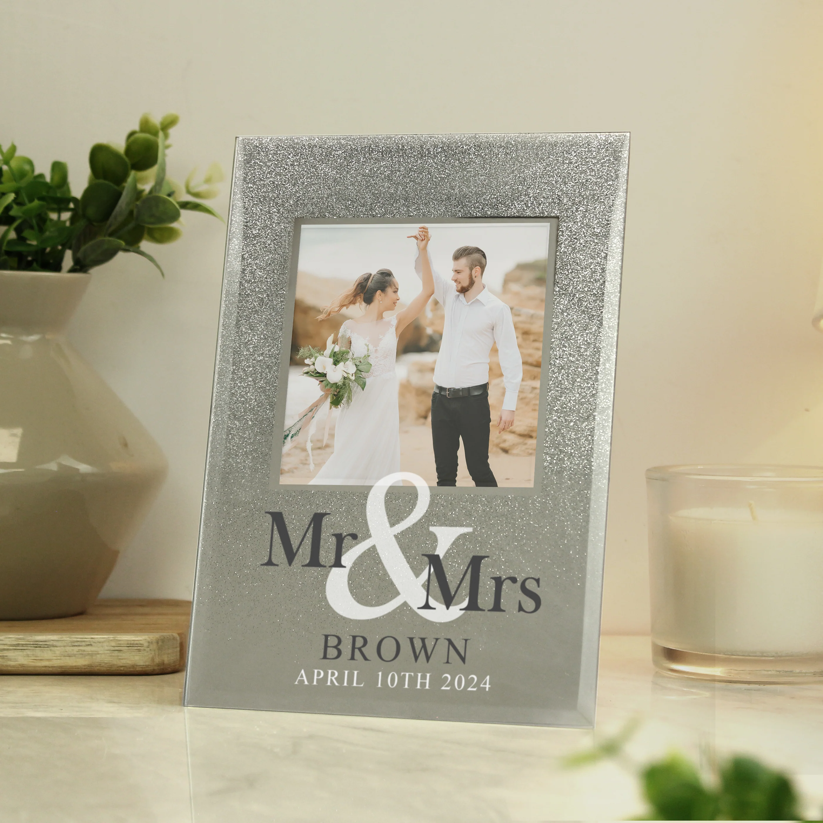 Personalised Mr & Mrs 4x4 Glitter Glass Photo Frame - Image 3