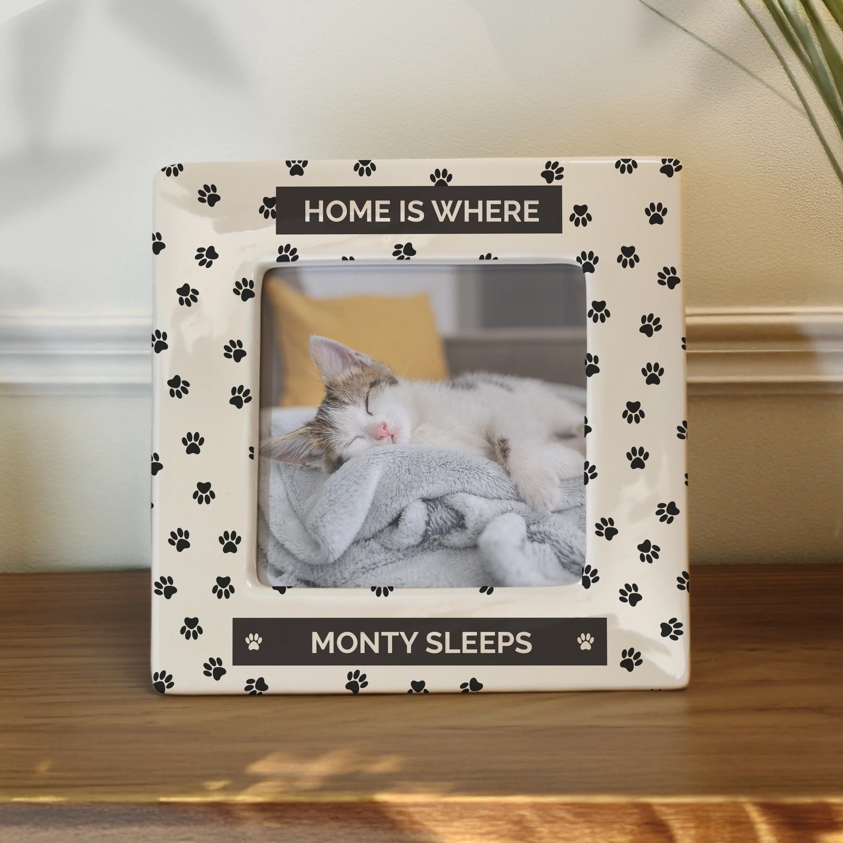 Personalised Pet Paw Print Ceramic 4x4 Frame - Image 2