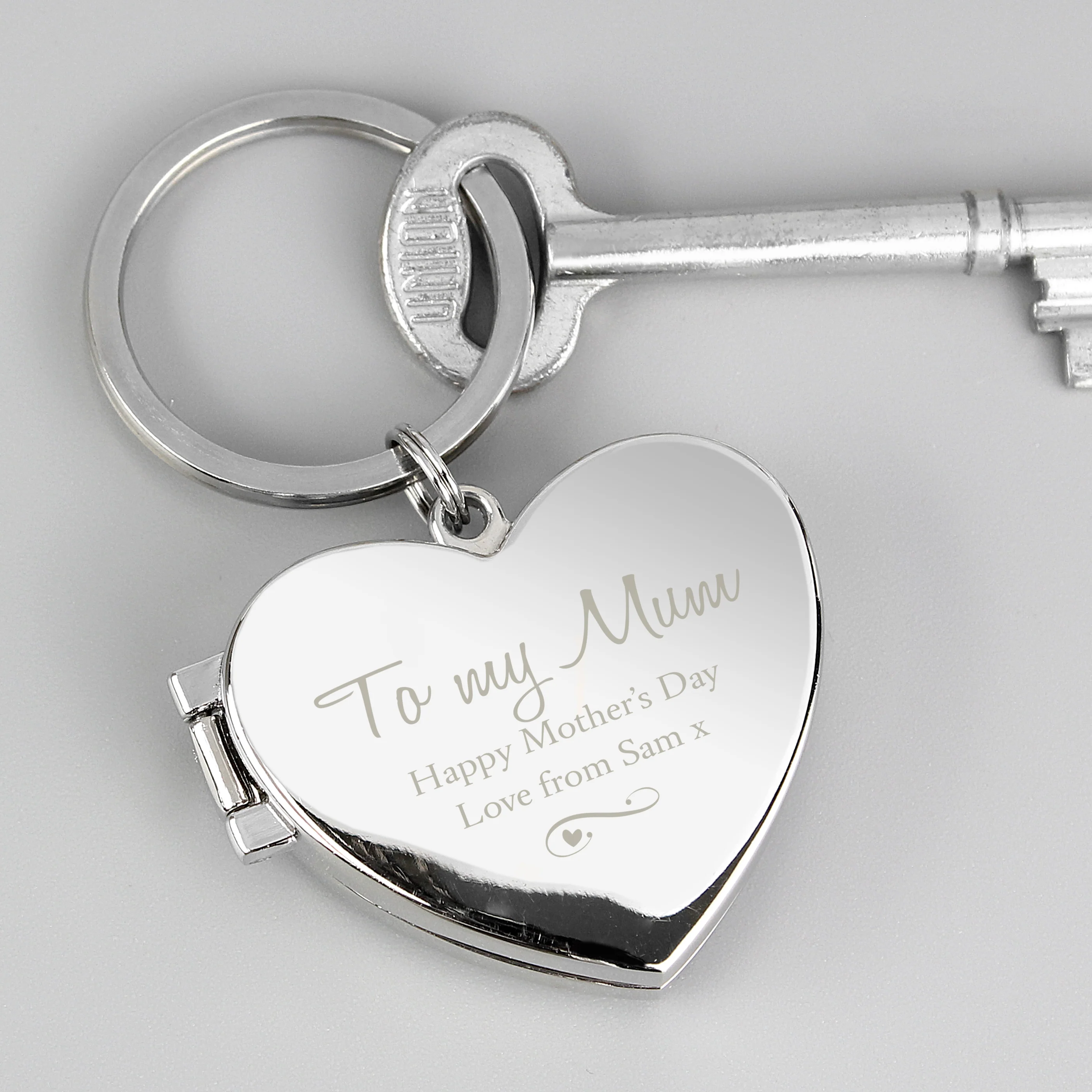 Personalised Swirl Heart Photoframe Keyring - Image 3