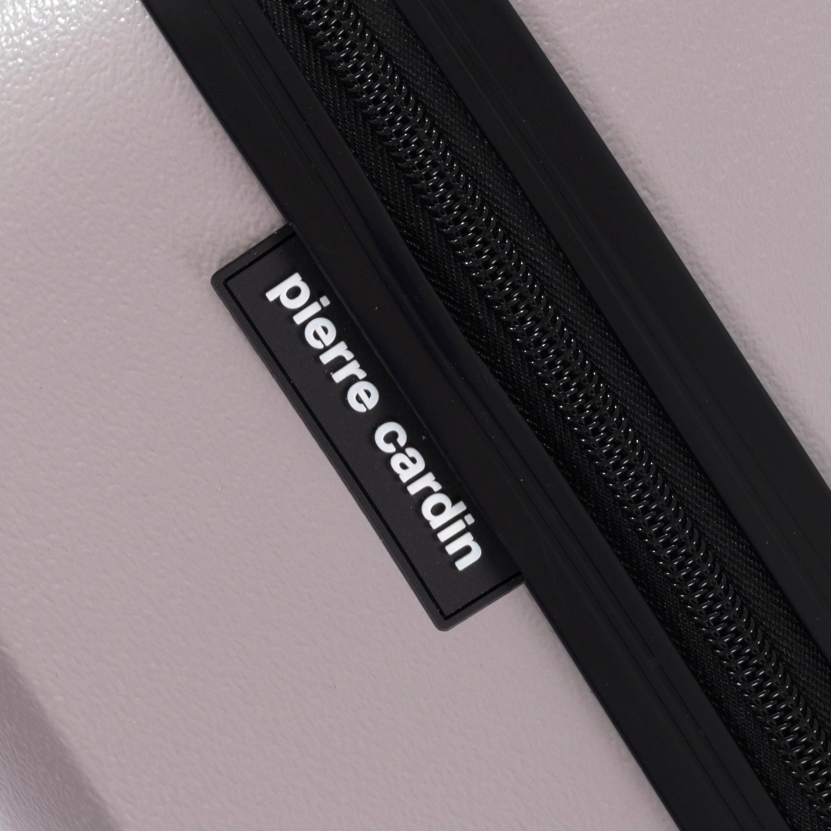 Pierre Cardin Hard Shell Lightweight 4 Wheel Durable Travel Suitcase. - Image 7