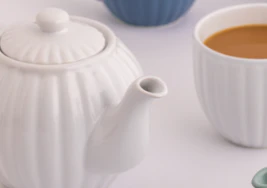 Price & Kensington Luxe 6 Cup Teapot White - Image 5