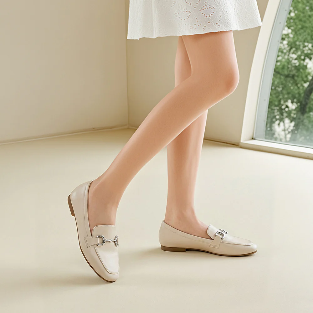 PU Leather Closed Toe Loafers - Image 2