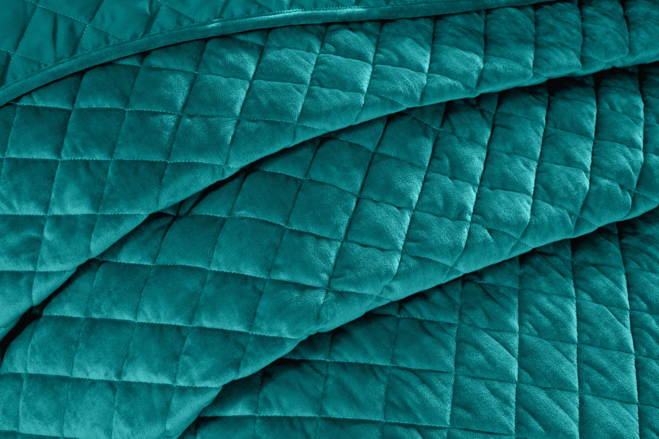 Regent Quilted Soft Touch Velvet Bedspread Set in Emerald Green - Image 5
