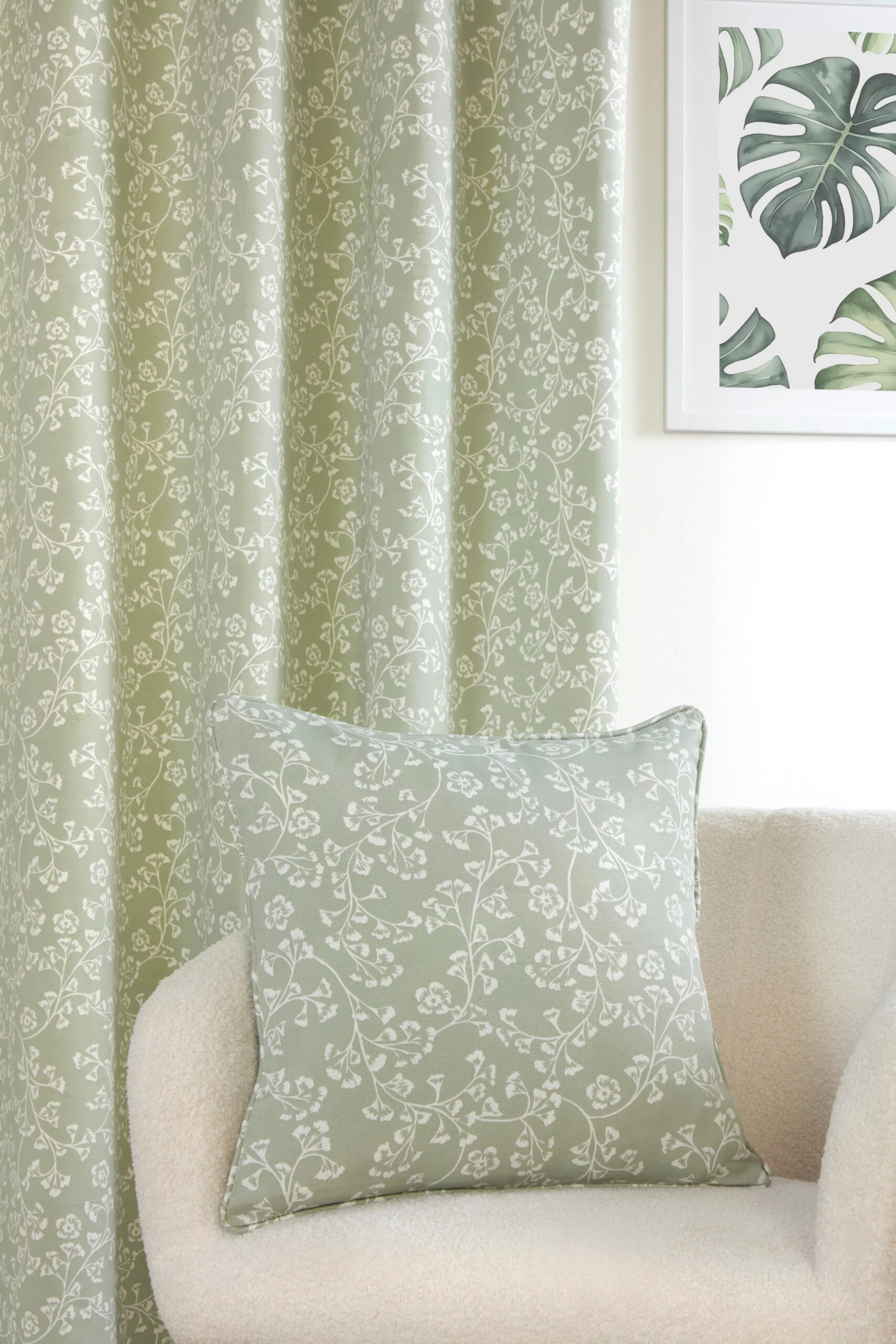 SADE GREEN CUSHION COVER