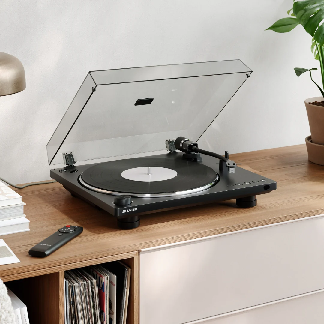 Sharp Compact Automatic-arm Turntable - Image 2